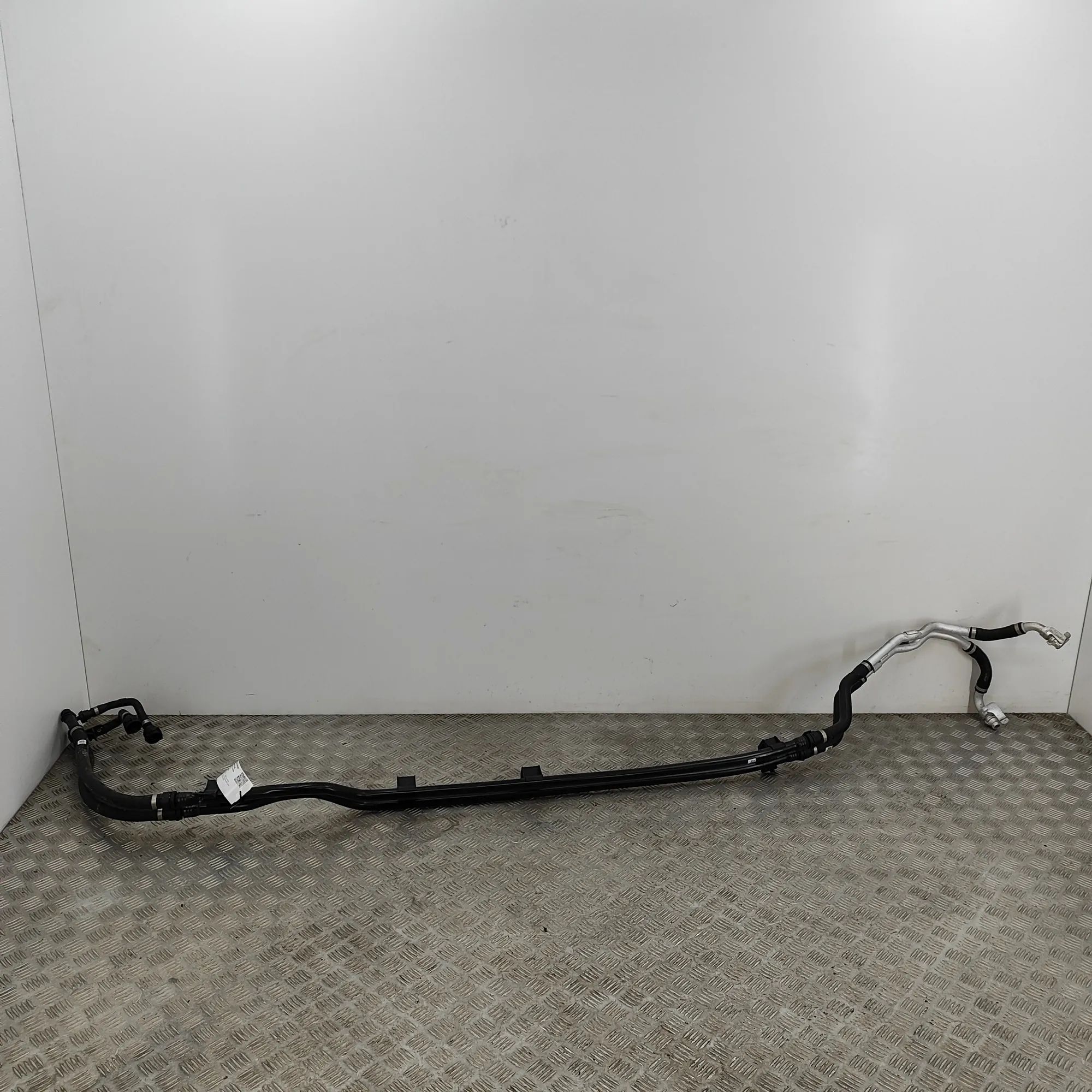 BMW X3 / iX3 (G01) Шланг системы охлаждения Coolant hose — BMW IX3 (G08) (2020-...) — 87433...