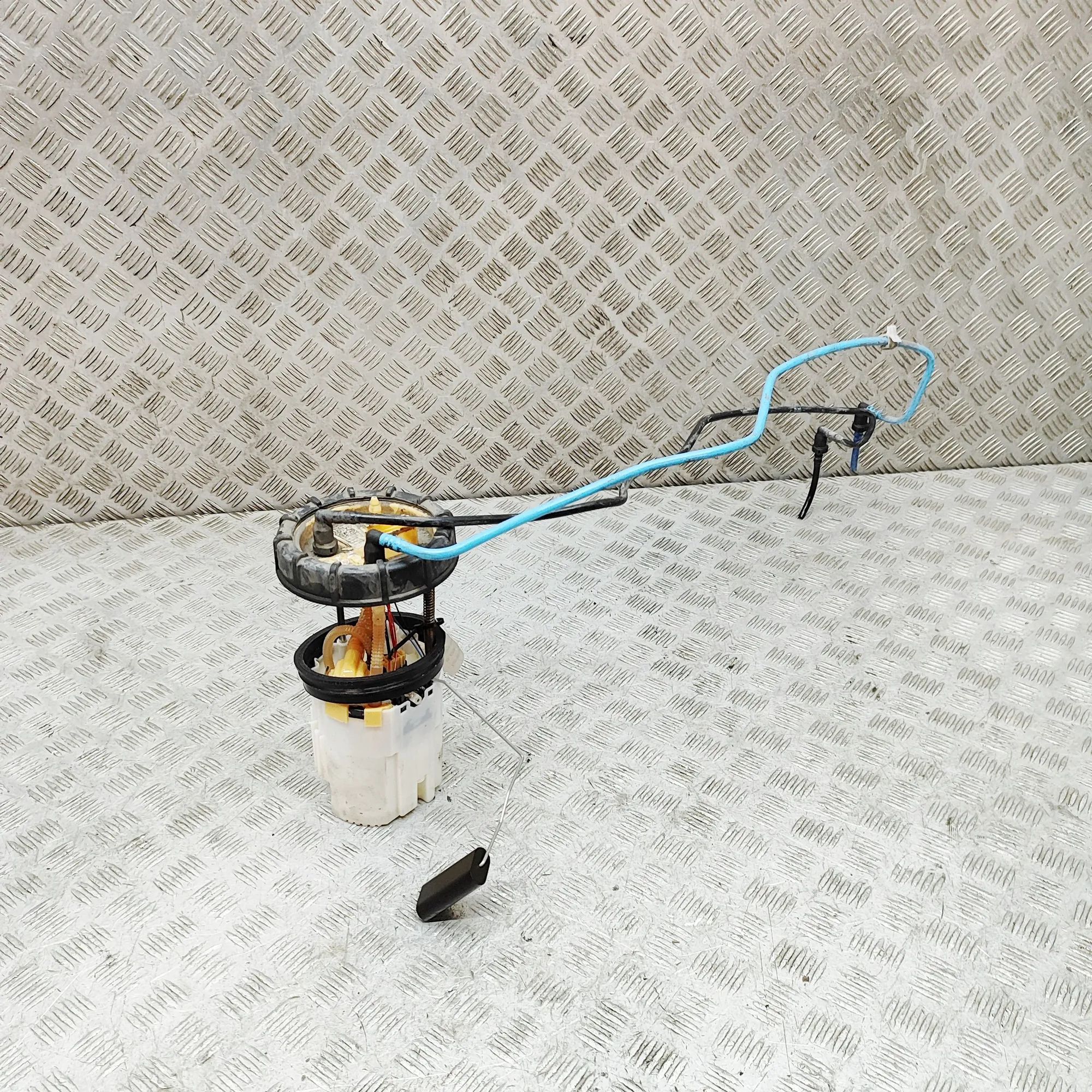 Volkswagen Caddy (2K) Fuel Tank Pump