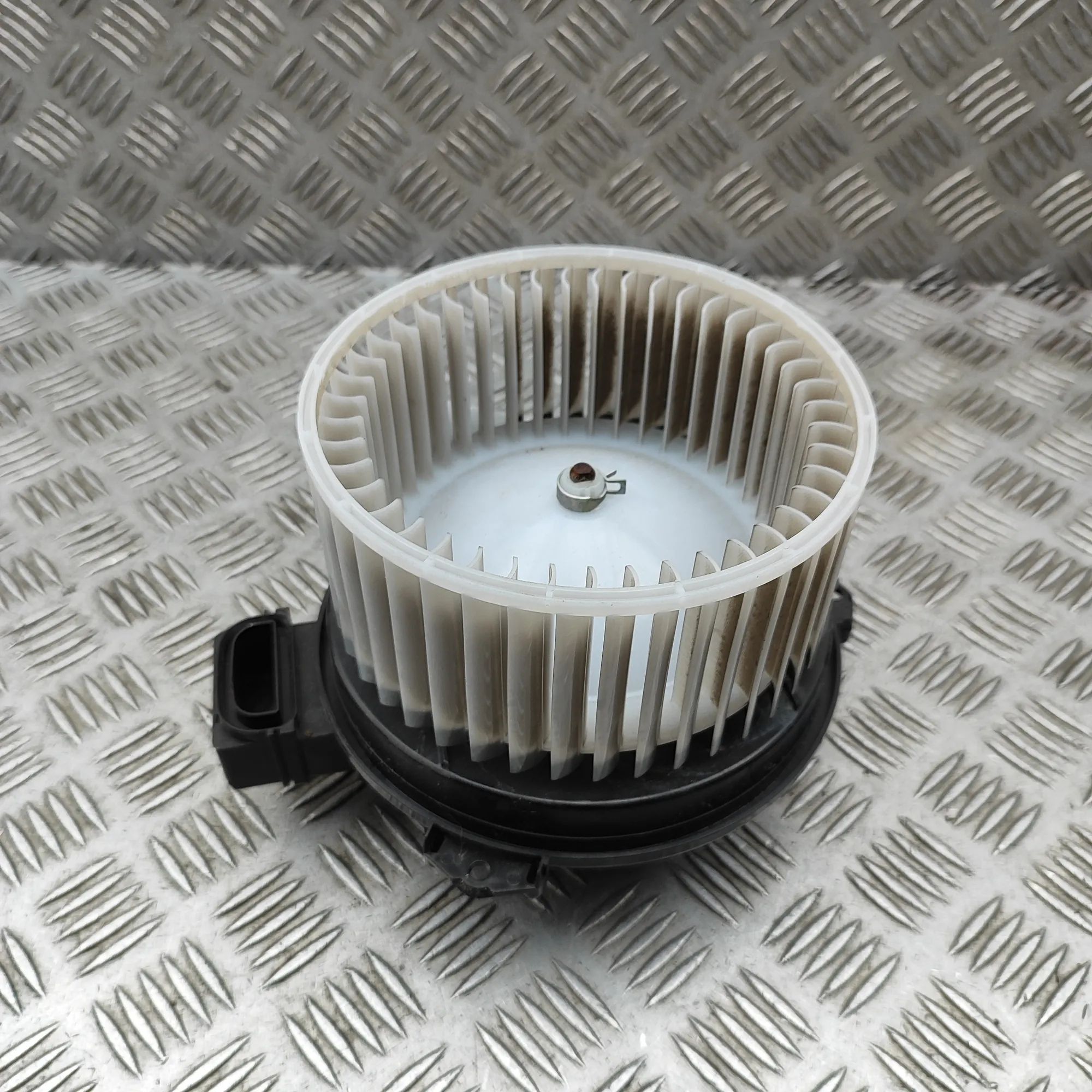 Subaru Forester Heater Blower Fan Heater Blower Fan — SUBARU FORESTER (V SK_) (20...