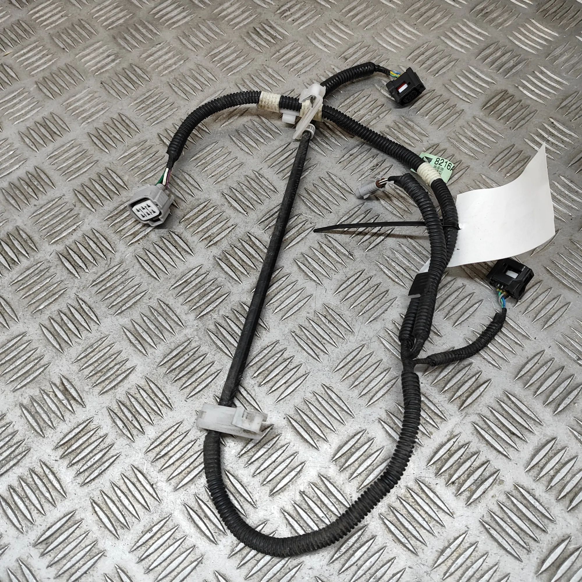 Toyota Land Cruiser 150 Rear Parking Sensor Wiring Loom Rear Parking Sensor Wiring Loom — TOYOTA LAND C...