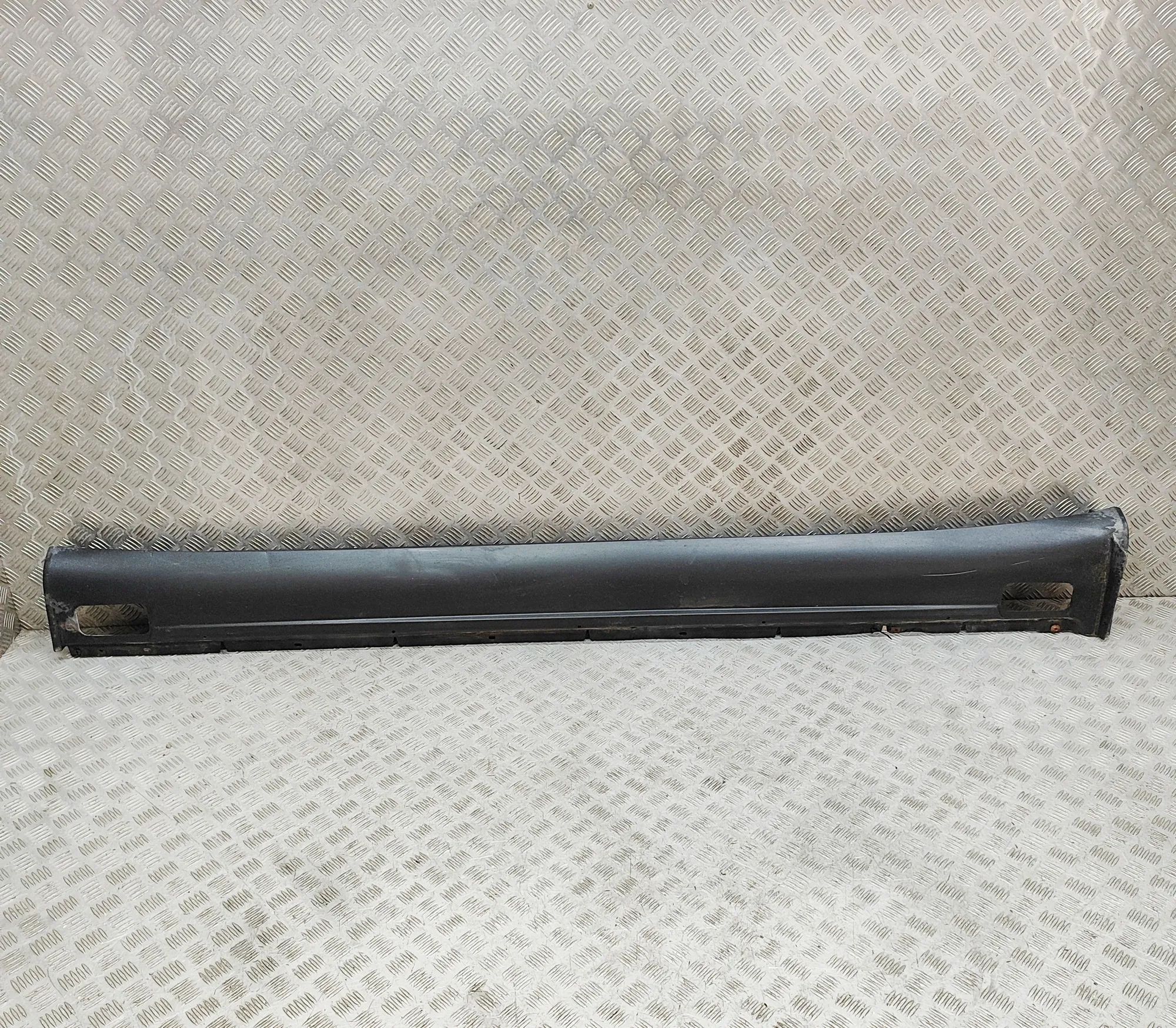 Porsche Cayenne Left Side Plastic Sideskirt Cover Left Side Plastic Sideskirt Cover — PORSCHE CAY...