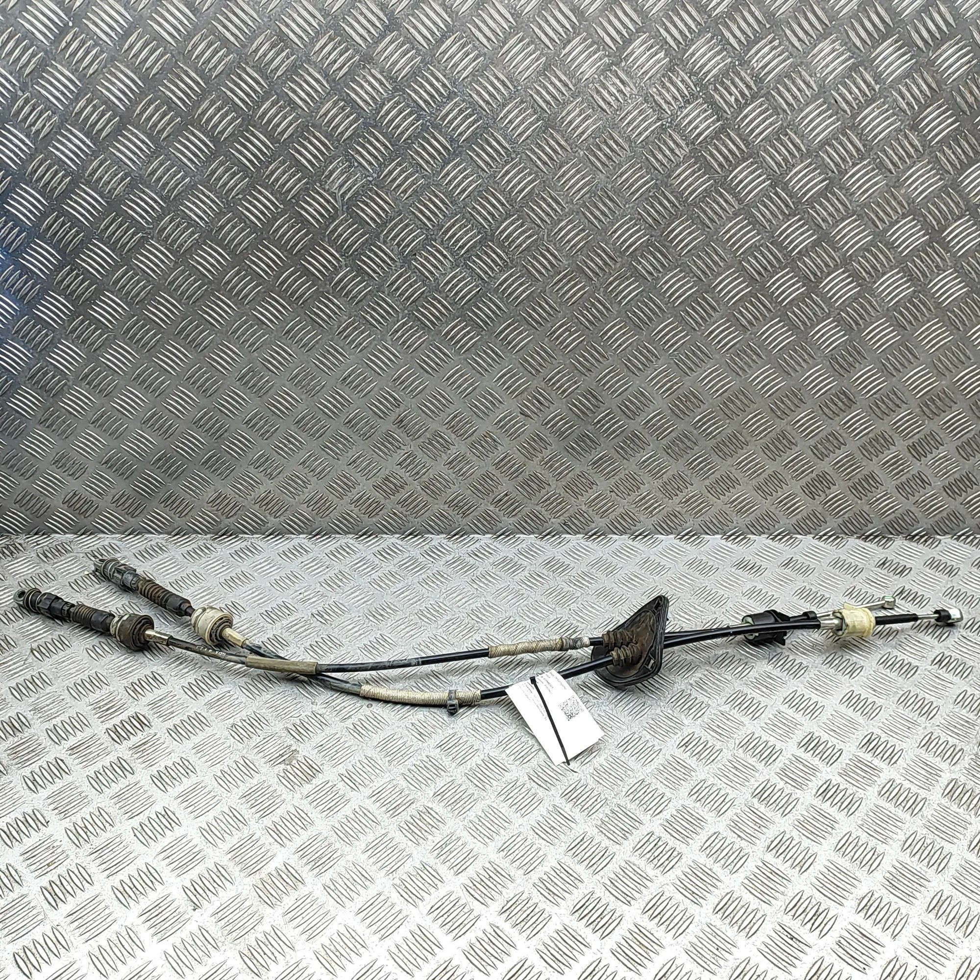 Iveco Daily Gear selector cables Gear selector cables — IVECO DAILY (VI Flatbed)...