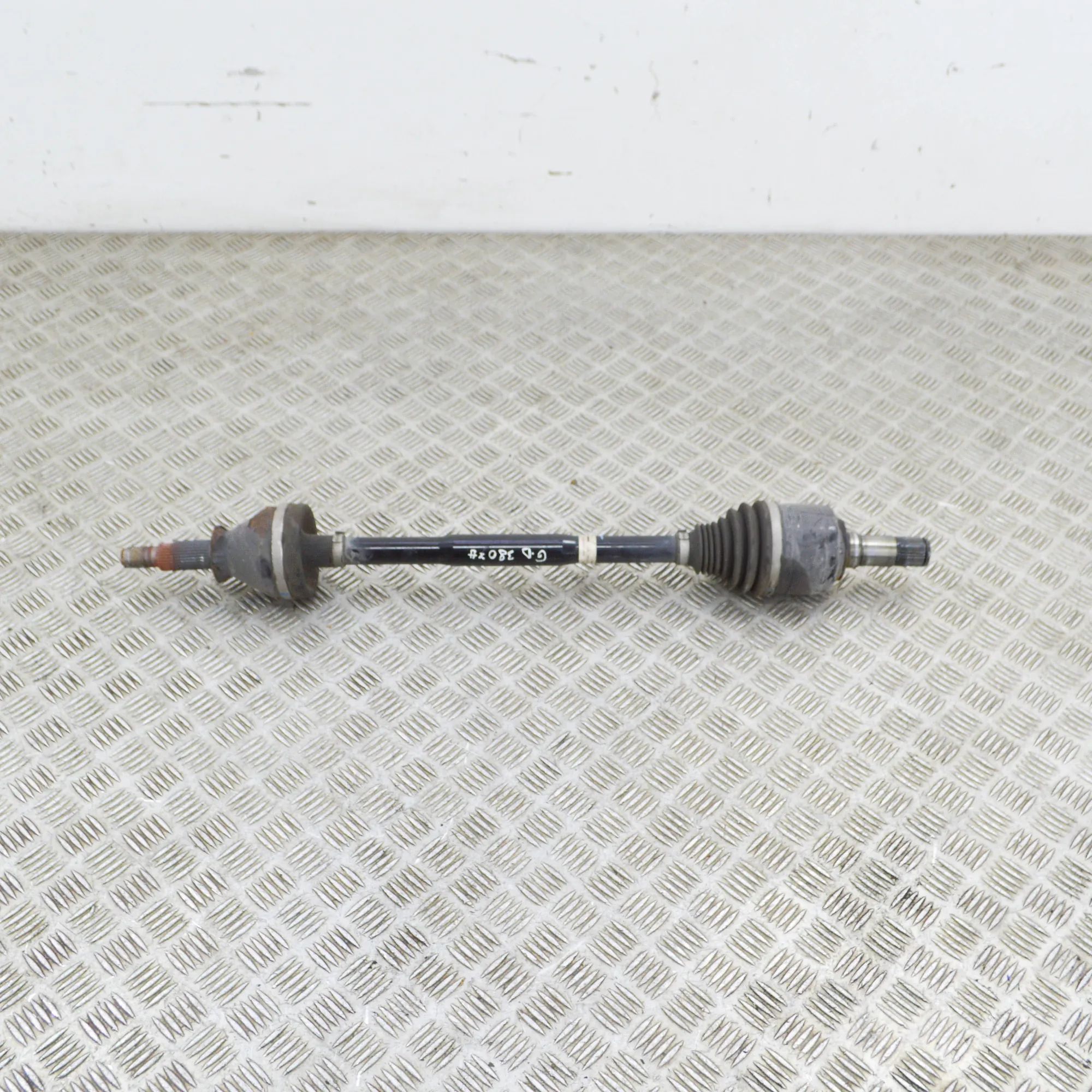 Maserati Ghibli Rear Right Driveshaft Rear Right Driveshaft — MASERATI GHIBLI (M157) ...