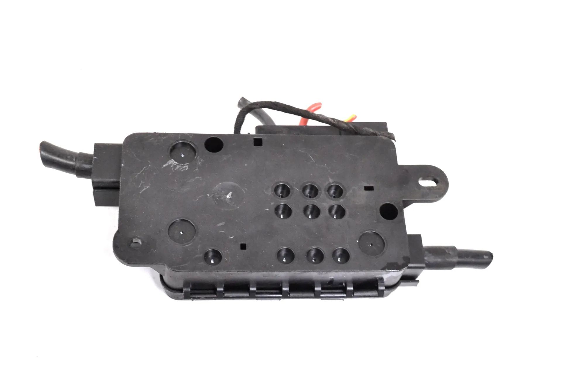 Audi R8 Fuse box Fuse box — AUDI R8 (422, 423) (2007-2015) — 420...
