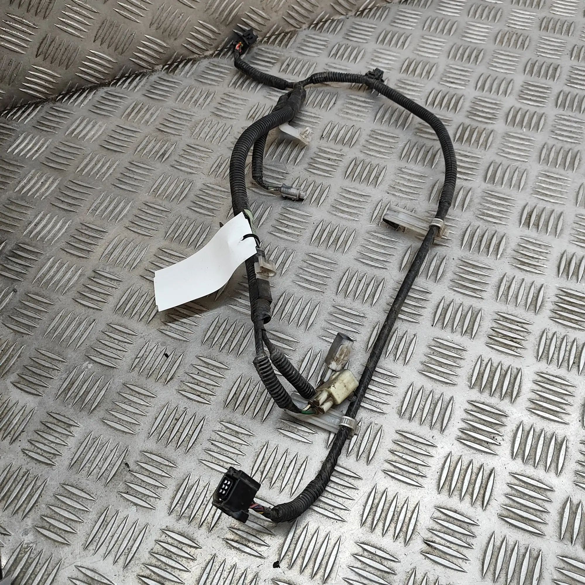 Toyota Land Cruiser 150 Rear Parking Sensor Wiring Loom Rear Parking Sensor Wiring Loom — TOYOTA LAND C...