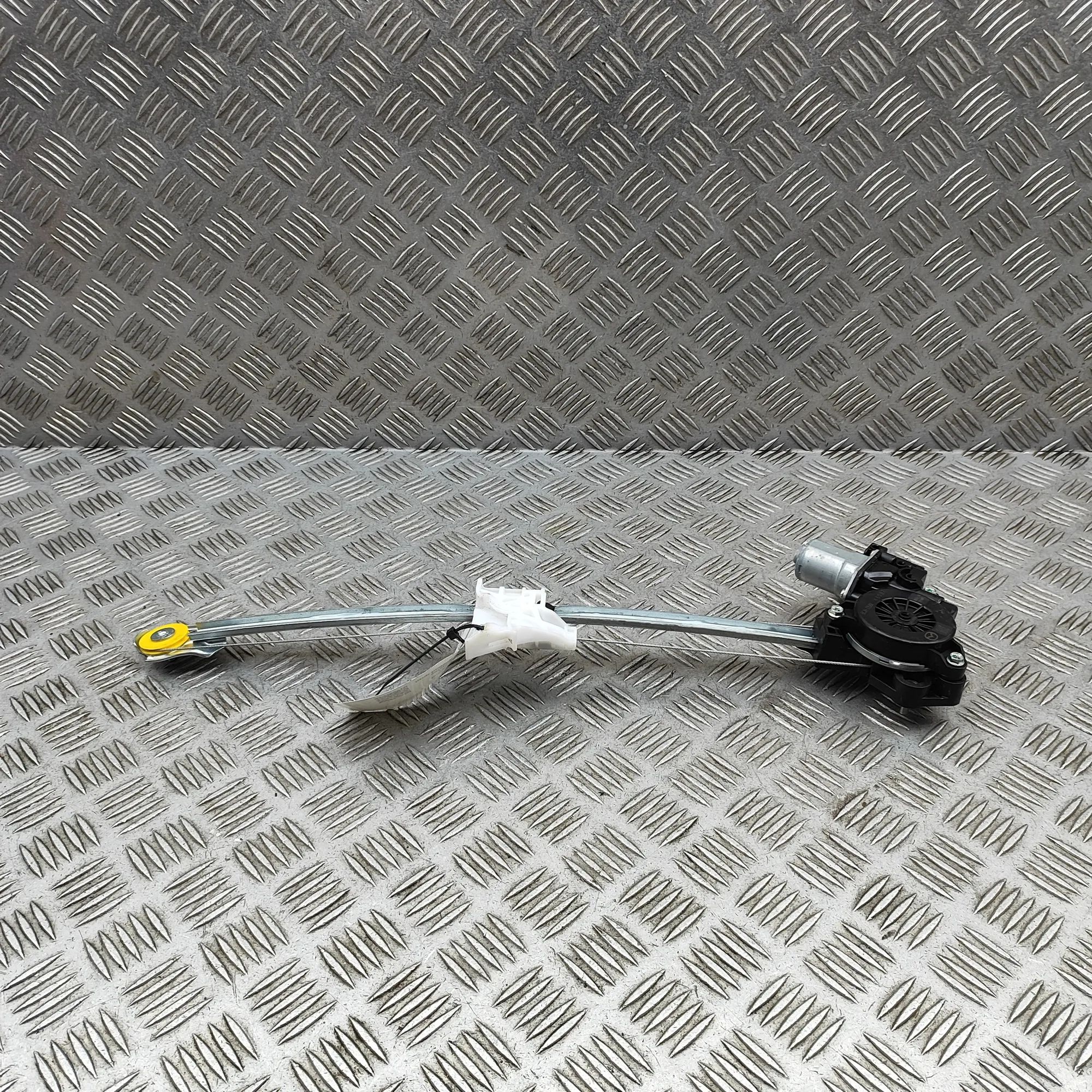 Mazda 3 (BP) Rear Right Door Window Regulator Rear Right Door Window Regulator — MAZDA 3 (Hat...