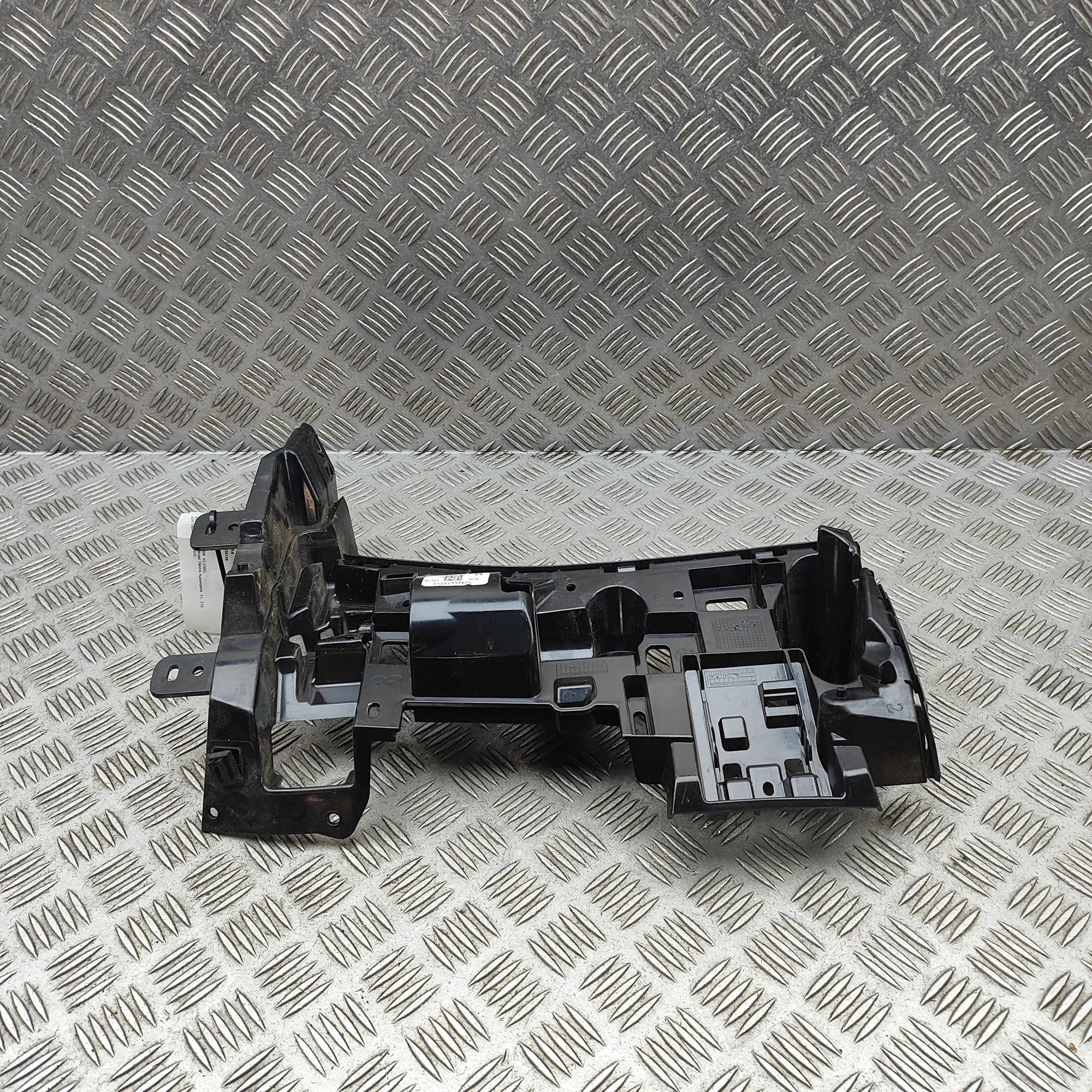 BMW X5 (G05) Rear Right Bumper Bracket Rear Right Bumper Bracket — BMW X5 (G05) (2018-...