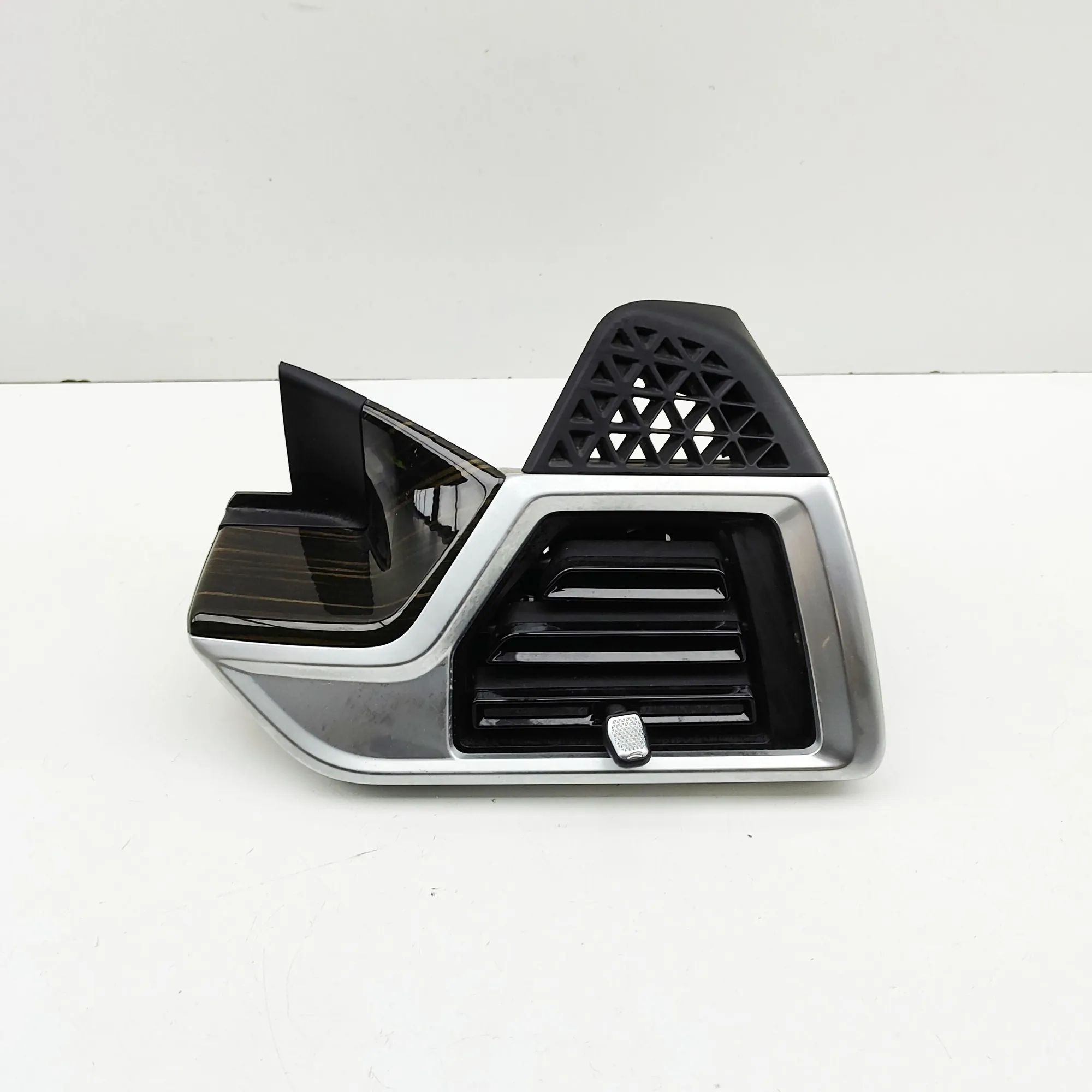 BMW X5 (G05) Dashboard Air Vents Dashboard Air Vents — BMW X5 (G05) (2018-...) —...