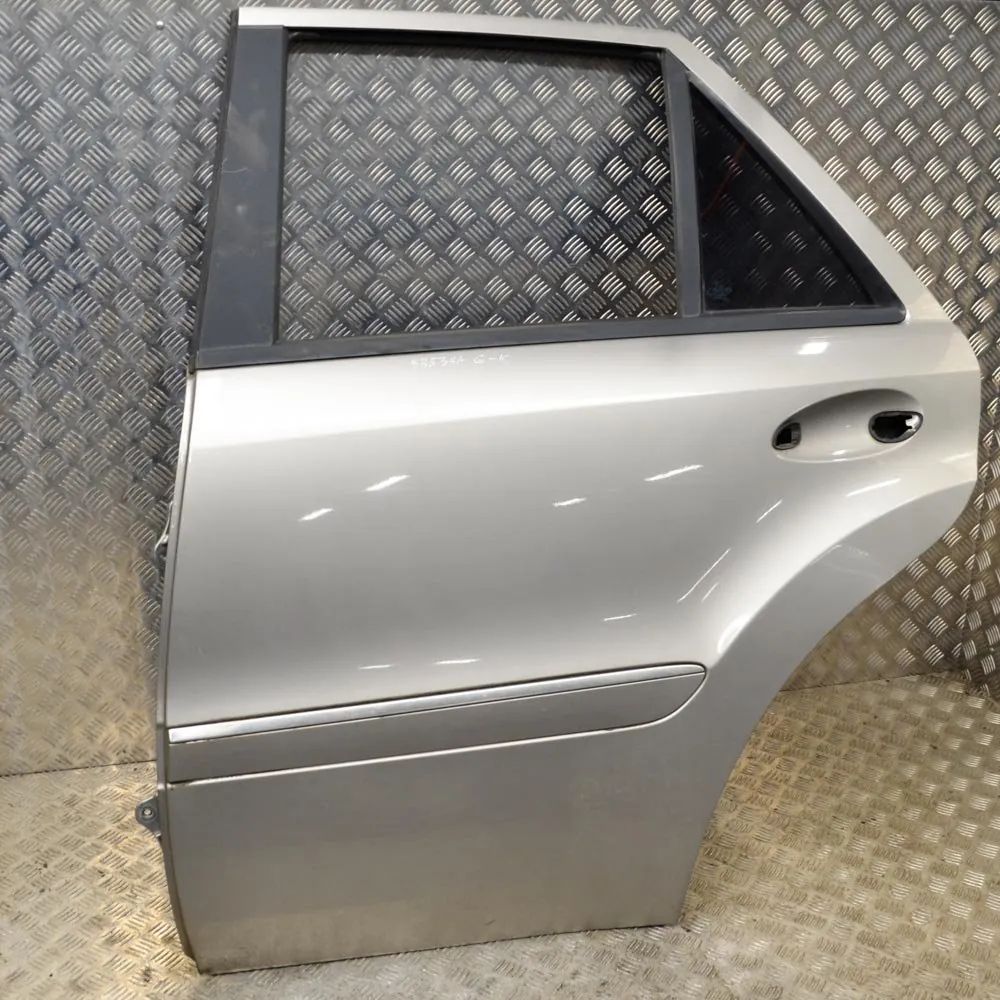 Mercedes-Benz A (W169) Door — rear left Door — rear left — MERCEDES BENZ ML-CLASS (W164...
