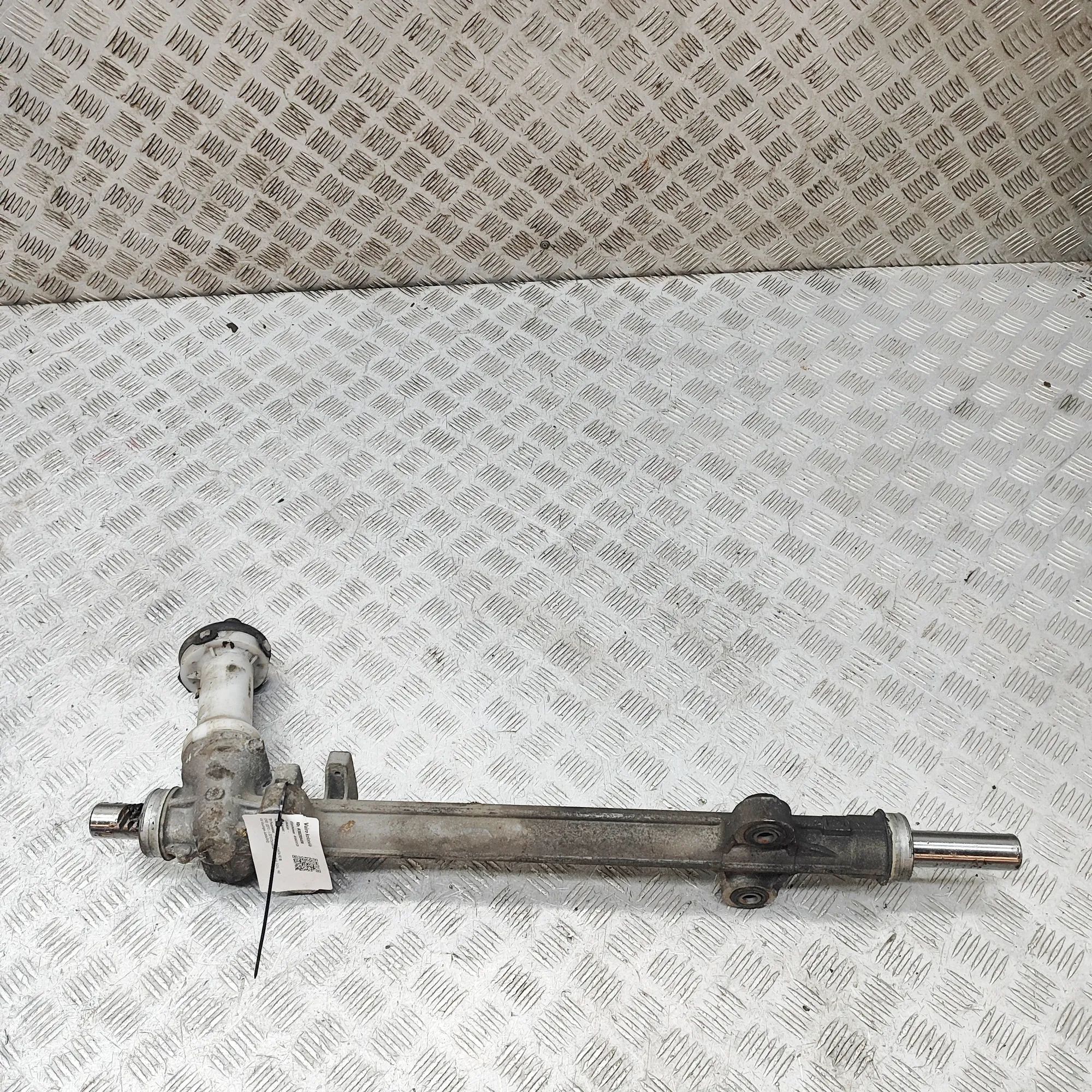 Hyundai Santa Fe ohjaushammastanko Steering Rack — HYUNDAI SANTA (FÉ III DM) (2012...