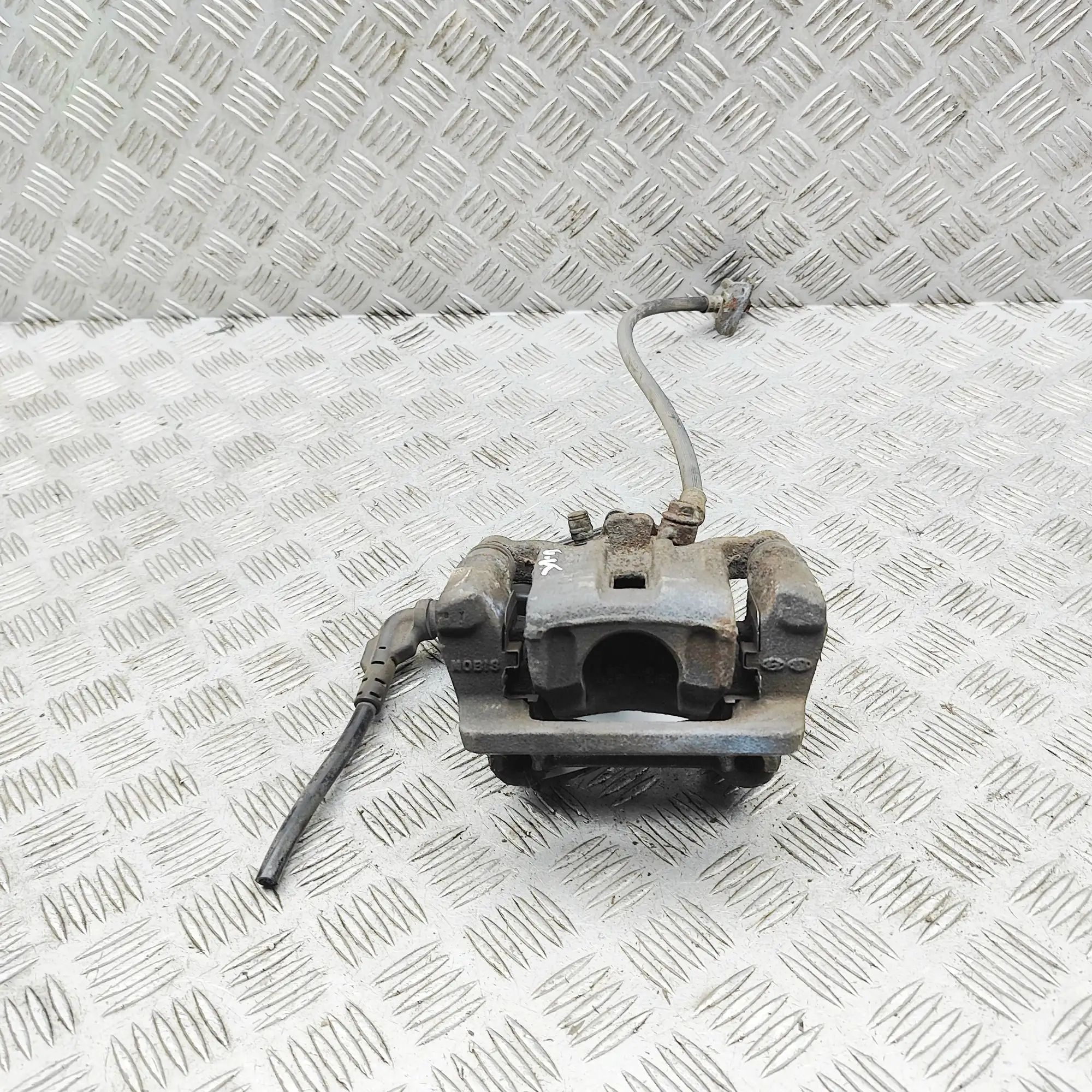 Hyundai Kona Brake caliper — rear left Brake caliper — rear left — HYUNDAI KONA (2017-...