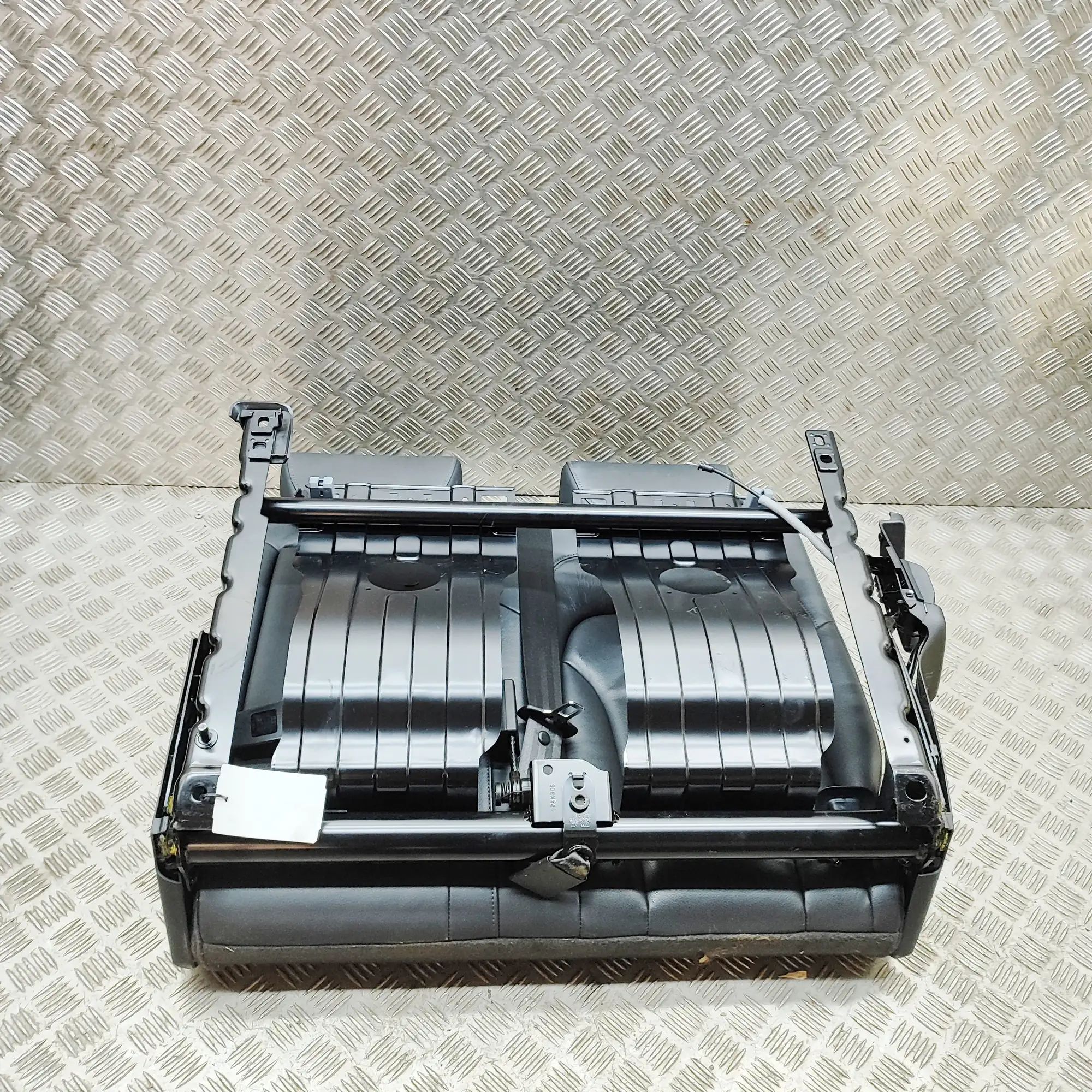 Audi Q5 (8R) Takapenkki Rear seat — AUDI Q5 (8R) (2008-2017) — 8R088610...