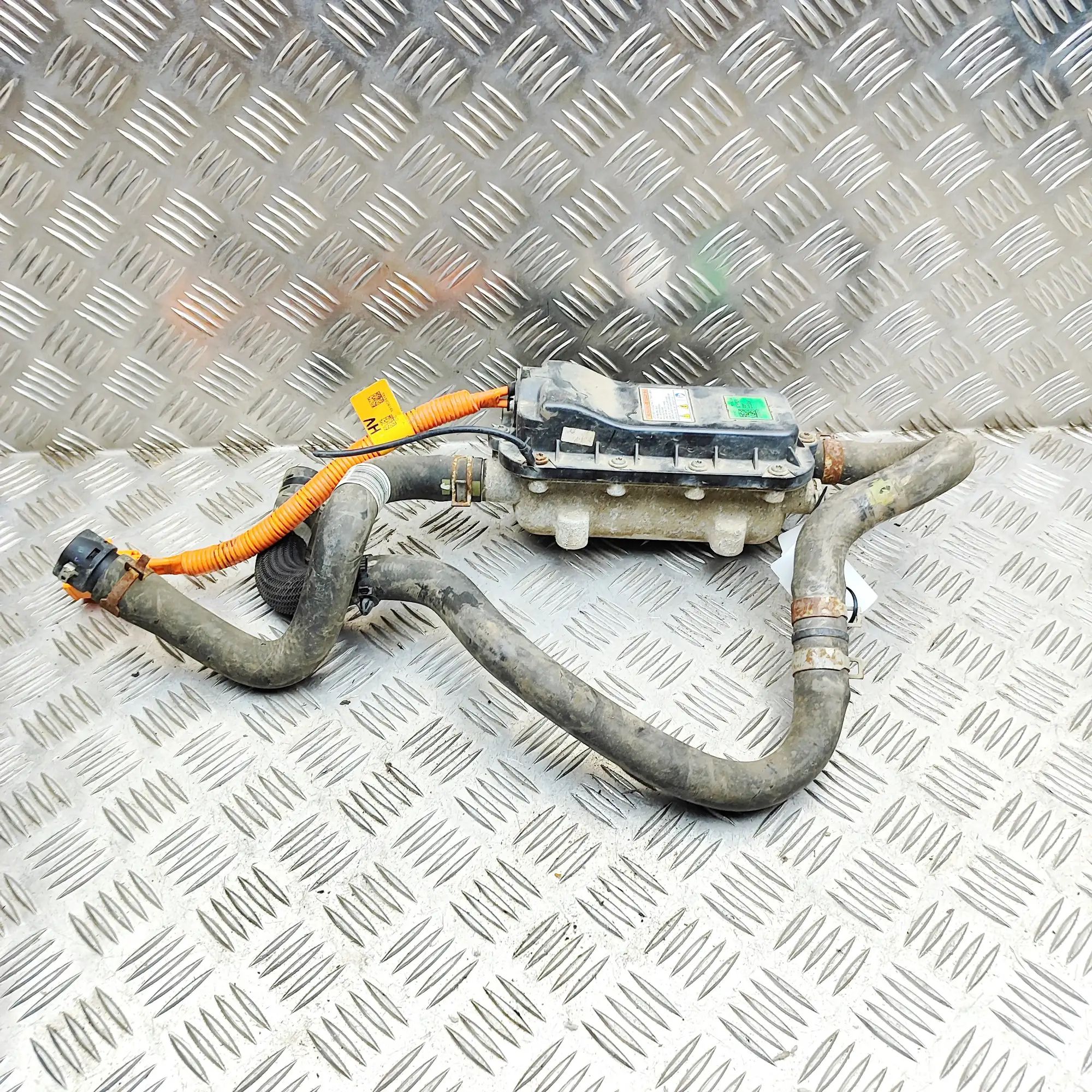 Kia Niro Battery Cooling Radiator Battery Cooling Radiator — KIA NIRO (2016-...) ...
