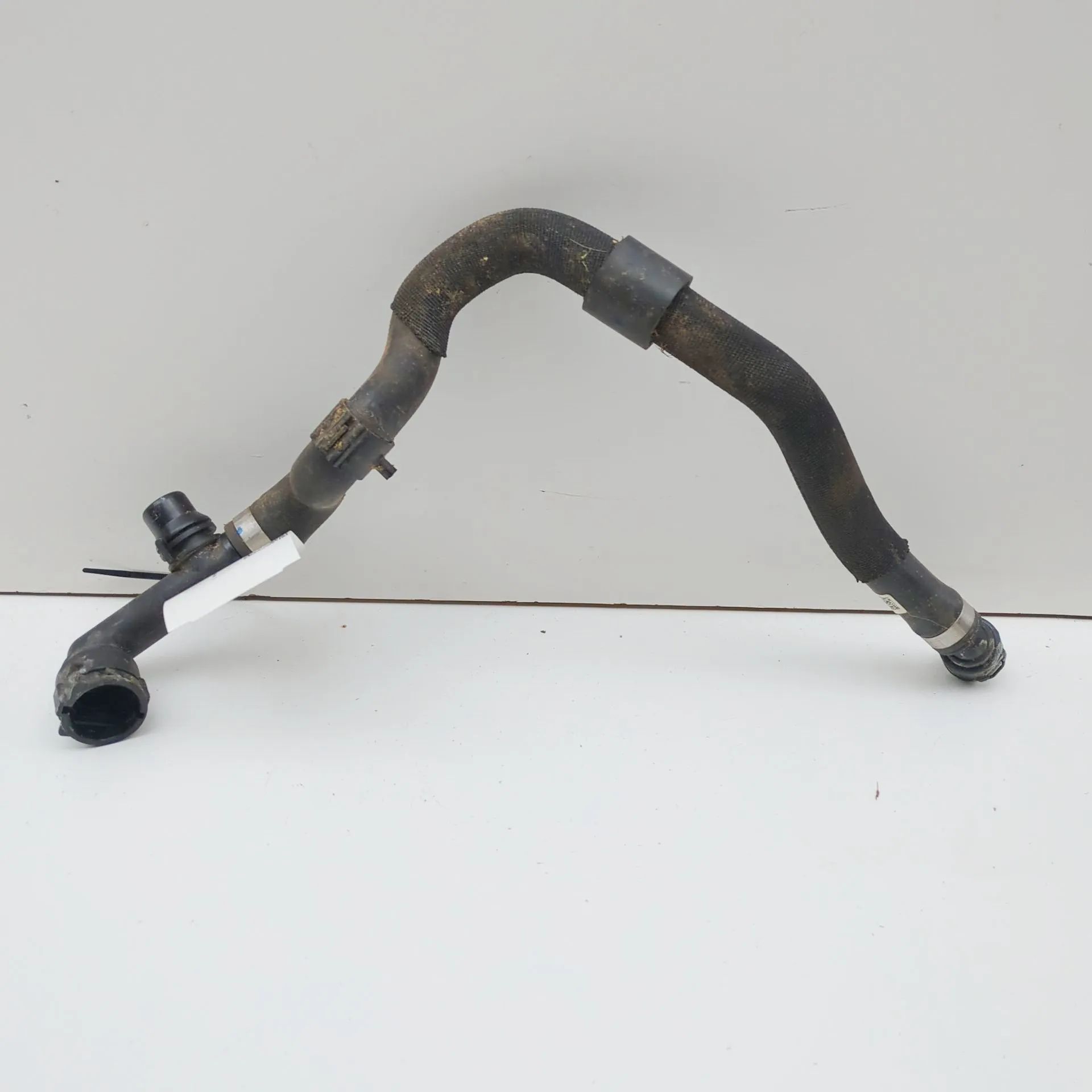 BMW X5 (G05) Шланг системы охлаждения Coolant hose — BMW X5 (G05) (2018-...) — 5A0908...