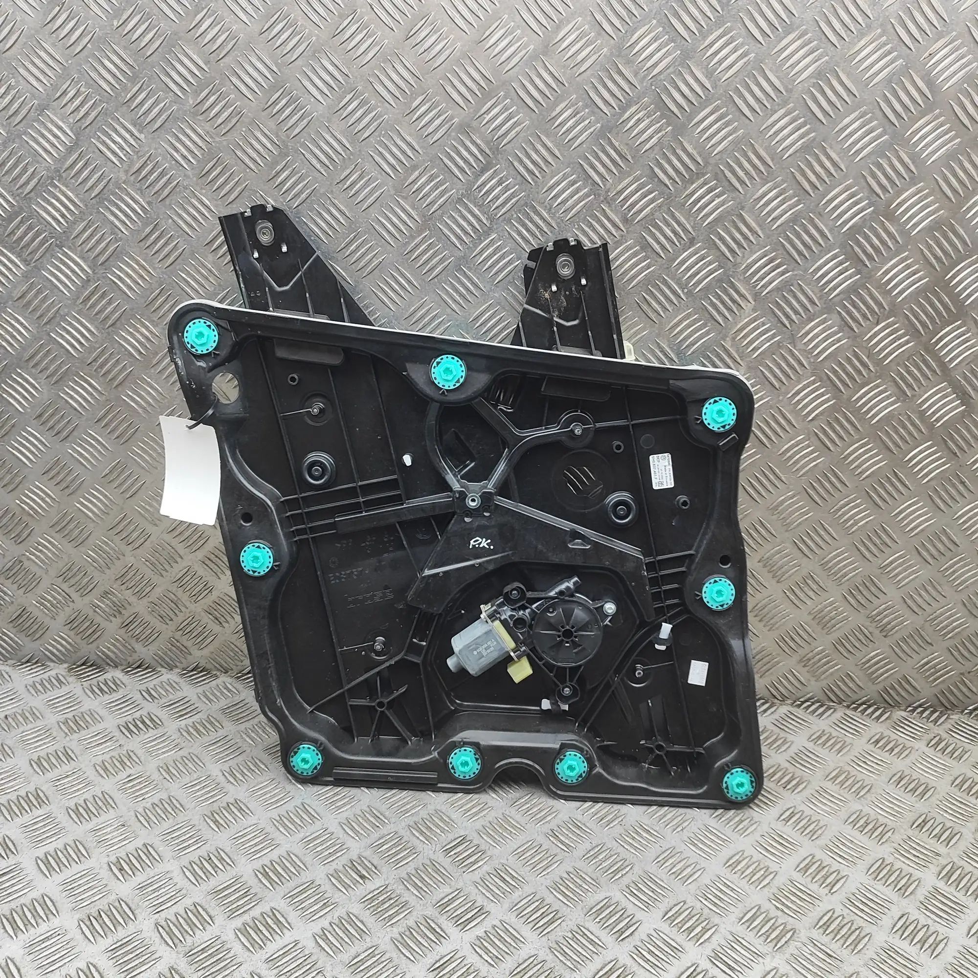 Volkswagen Golf 8 Front Left Door Window Regulator Front Left Door Window Regulator — VW GOLF VIII...