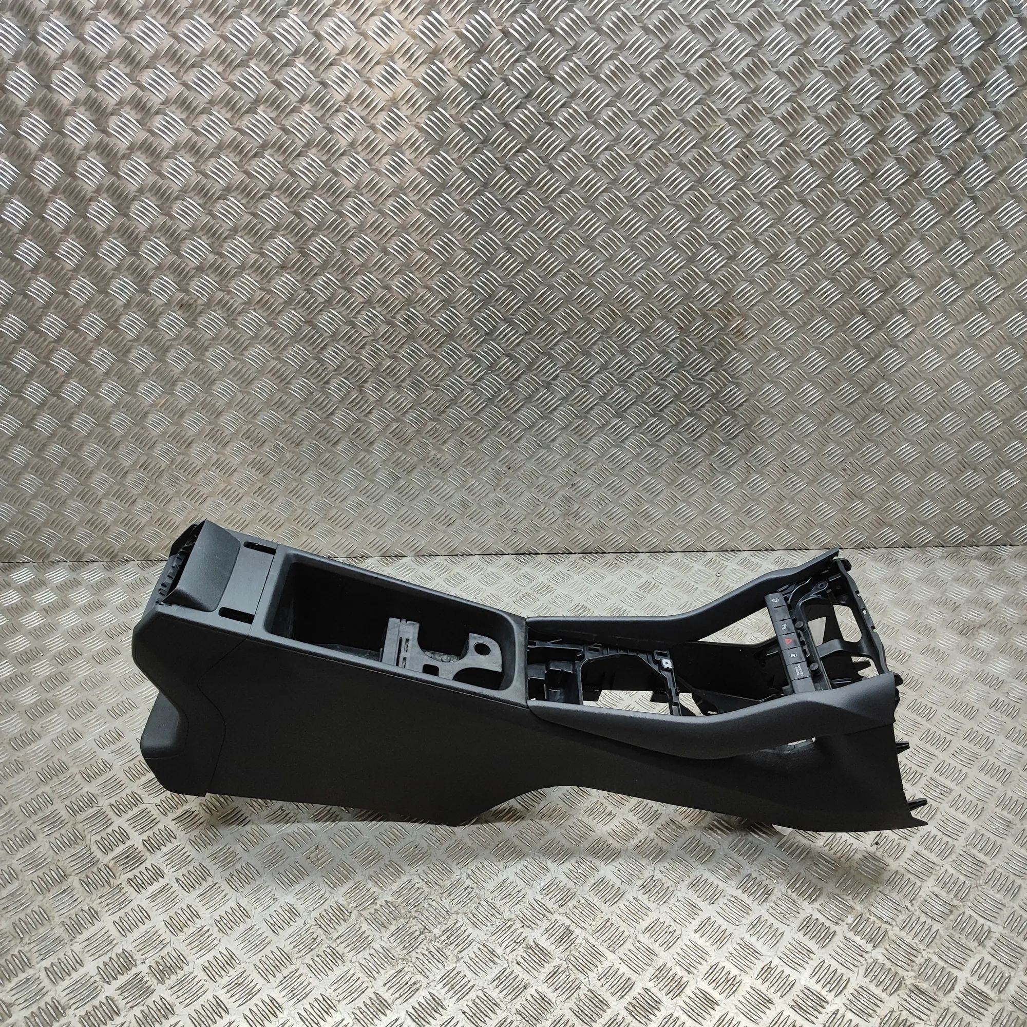 Skoda Karoq center console