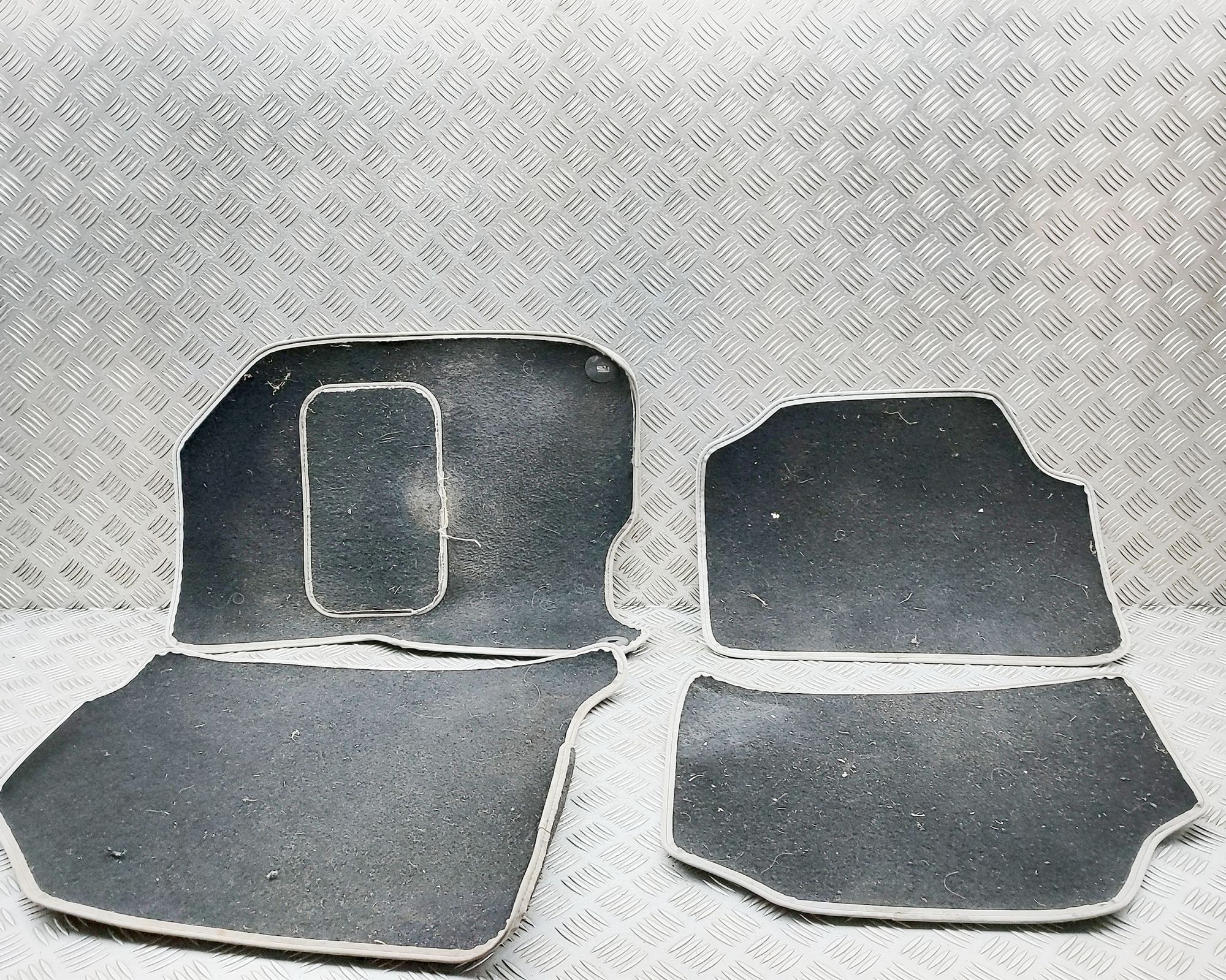 Kia Niro Floor Mat Set