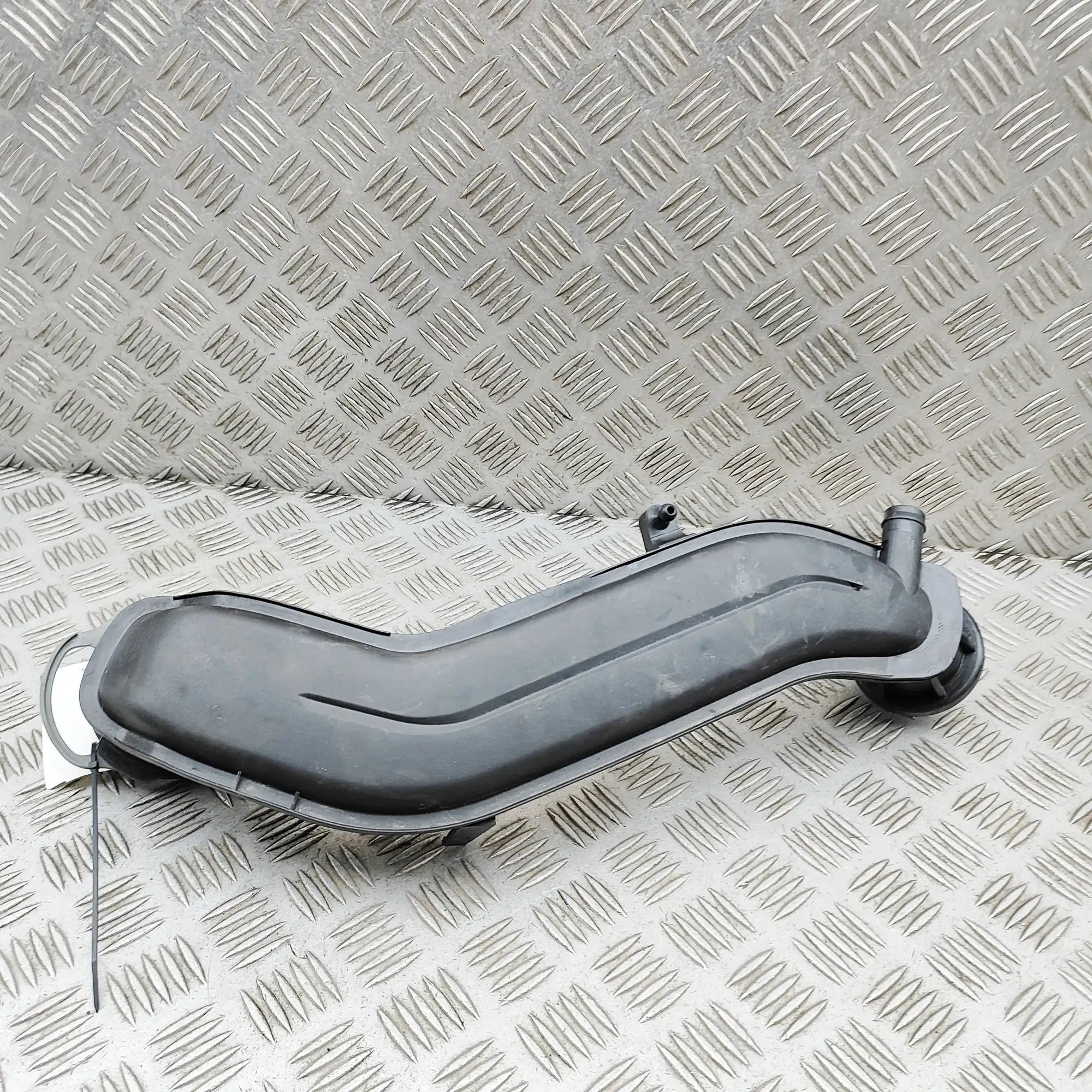 Audi Q3 (F3) Air Intake Tube