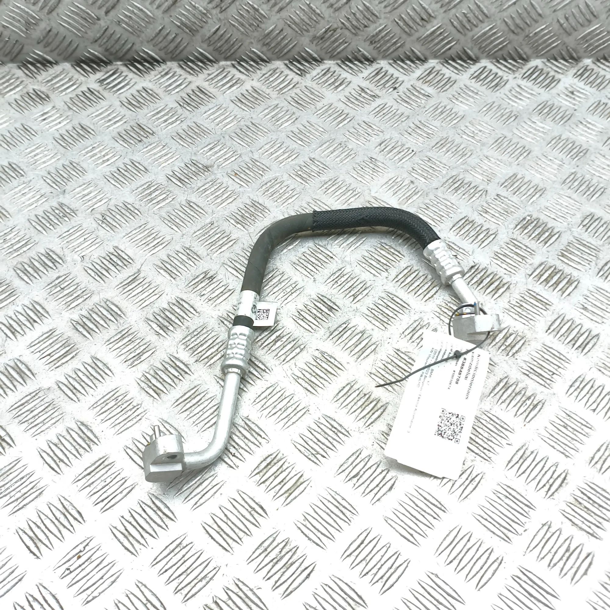 BMW X7 (G07) A/C Air Con Hose Pipe