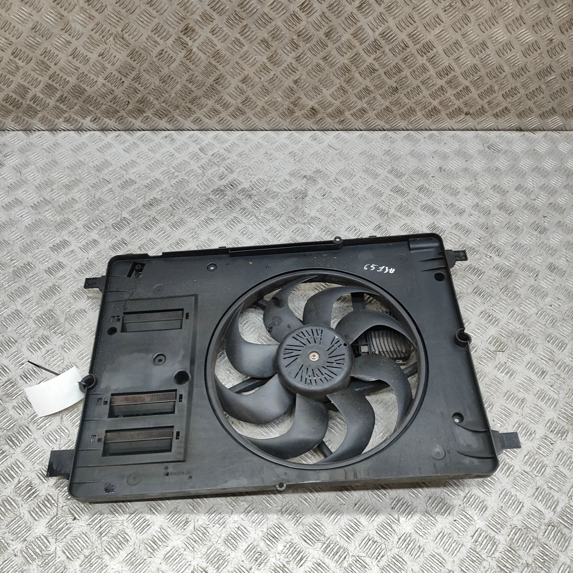 Volvo V40 Engine Cooling Fan Shroud Engine Cooling Fan Shroud — VOLVO V40 (Hatchbac...