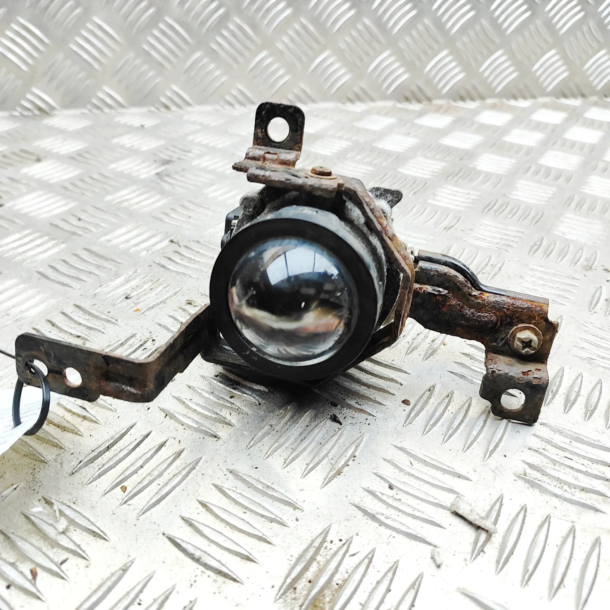 Kia Niro Front Left Fog Light Front Left Fog Light — KIA NIRO (2016-...) — 92...