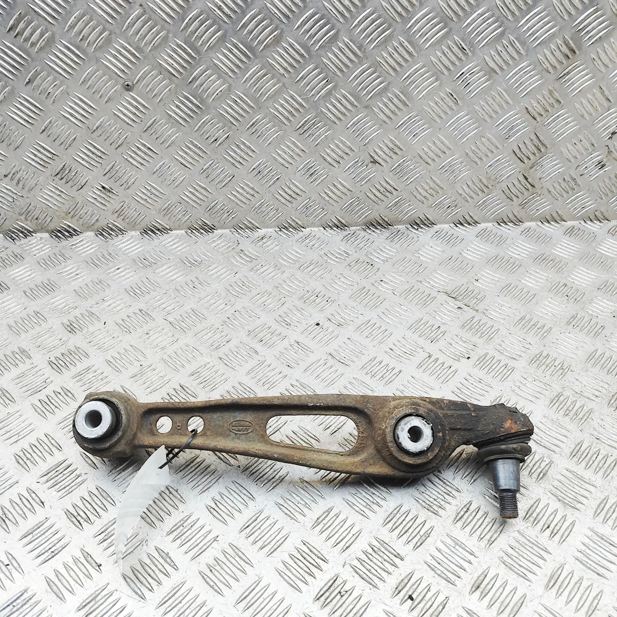 Land Rover Range Rover Sport (L494) Front Right Lower Control Arm Front Right Lower Control Arm — LAND ROVER RANG...