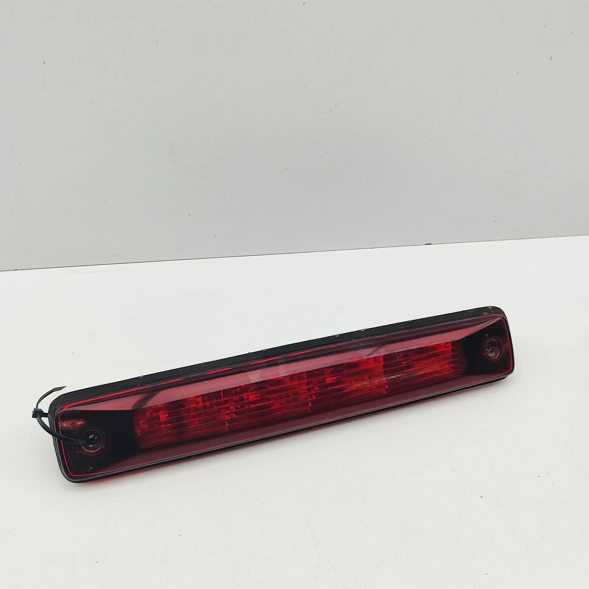Isuzu D-Max Rear Third Brake Stop Light Rear Third Brake Stop Light — ISUZU D-MAX (II T...