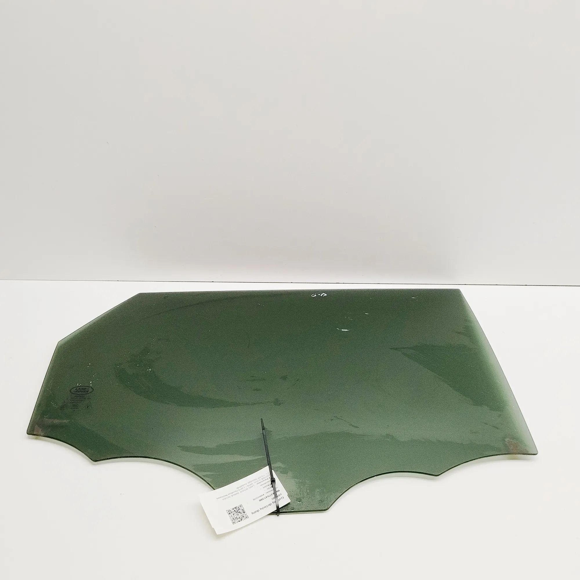 Land Rover Range Rover Evoque Right rear door window Right rear door window — LAND ROVER RANGE ROVER...