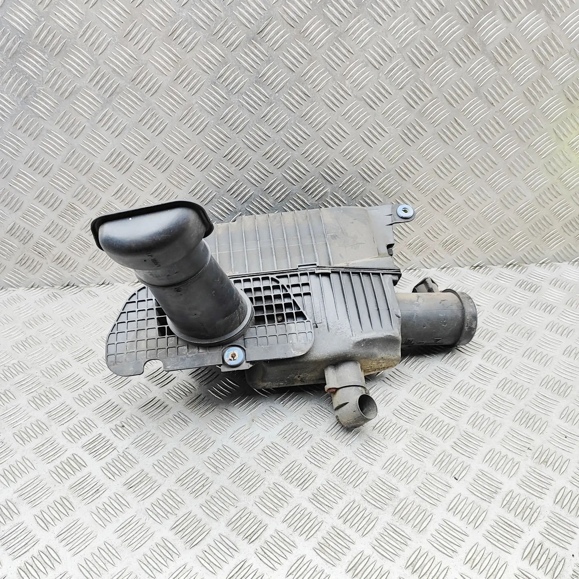 Porsche Boxster (986) Air filter box  Air Filter Box — PORSCHE BOXSTER (986) (1996-20...