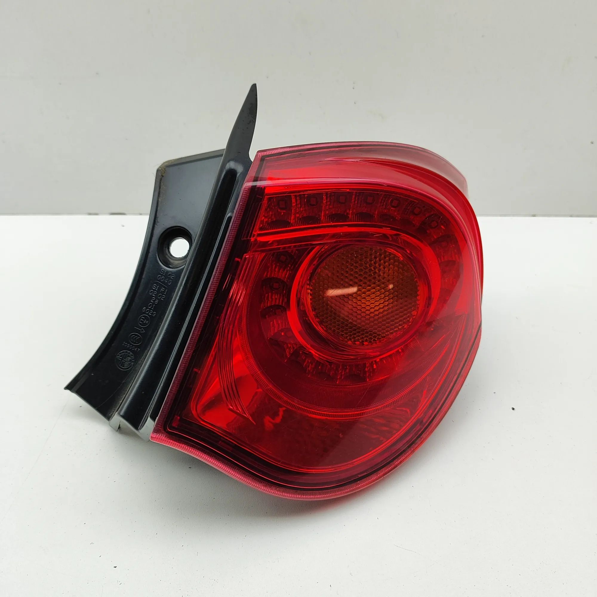 Alfa-Romeo Giulietta (940) Rear Right Tail Light Rear Right Tail Light — ALFA ROMEO GIULIETTA (9...