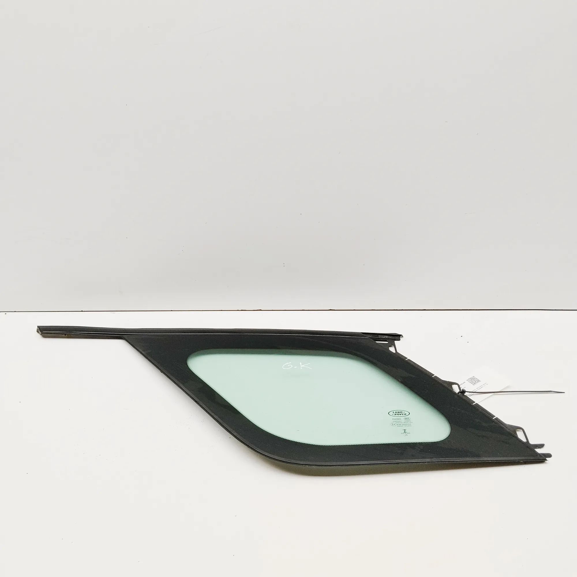 Land Rover Discovery Sport Rear Left Quarter Window Rear Left Quarter Window — LAND ROVER DISCOVERY...