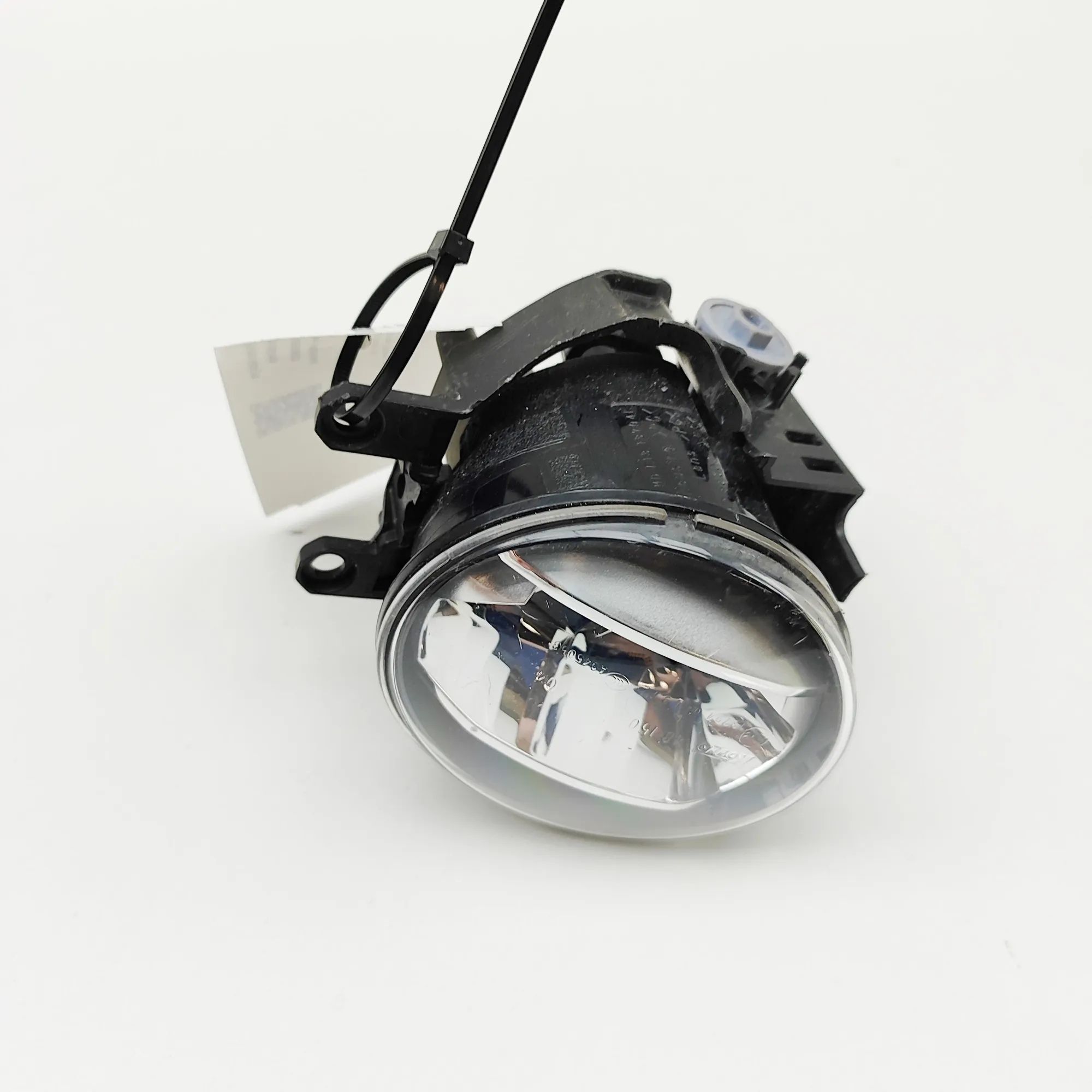 Lexus GS Front Left Fog Light Front Left Fog Light — LEXUS GS (_L1_) (2011-.....