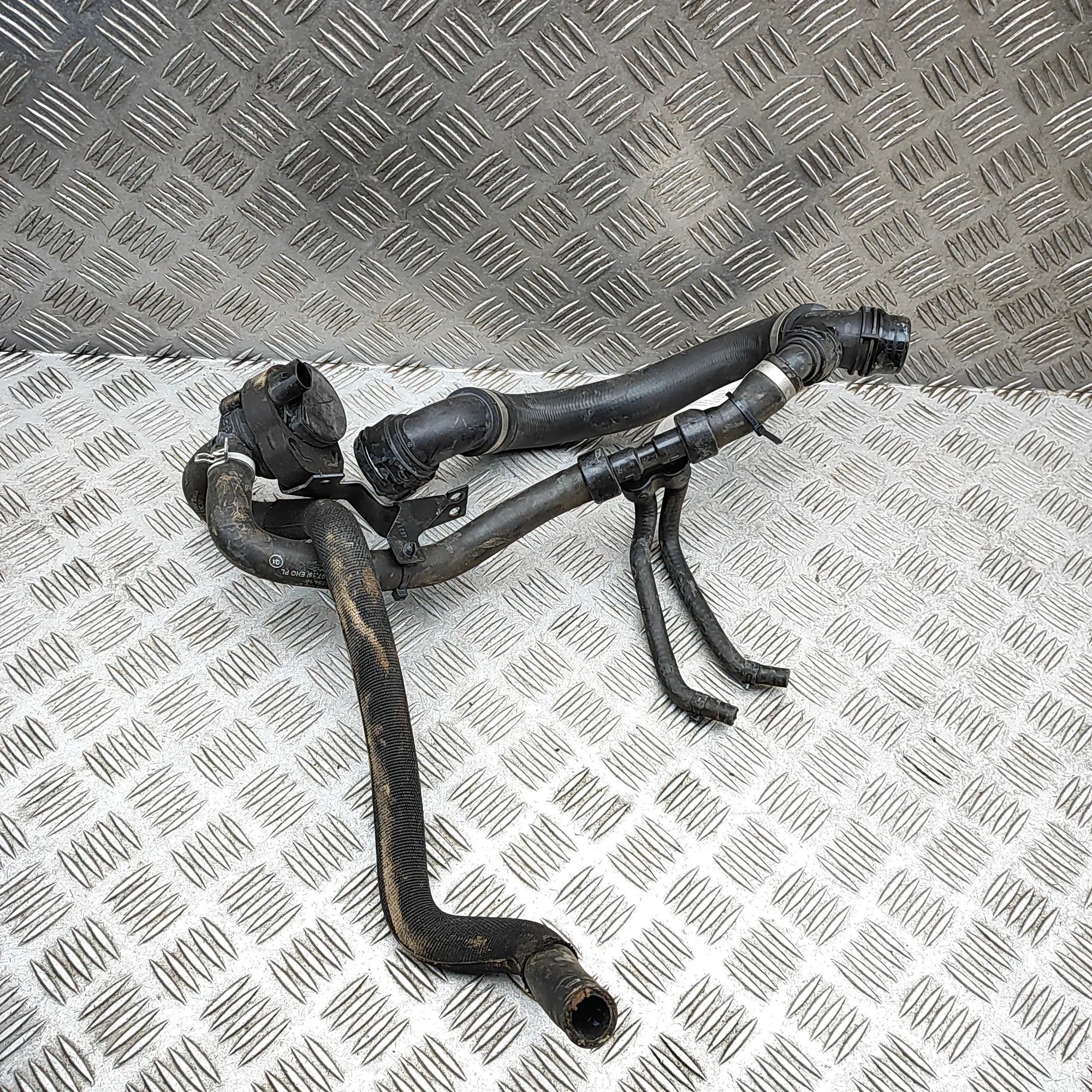Mercedes-Benz GLC (X253) Jäähdytysnesteletku Coolant hose — MERCEDES BENZ GLC (X253, C253) (...