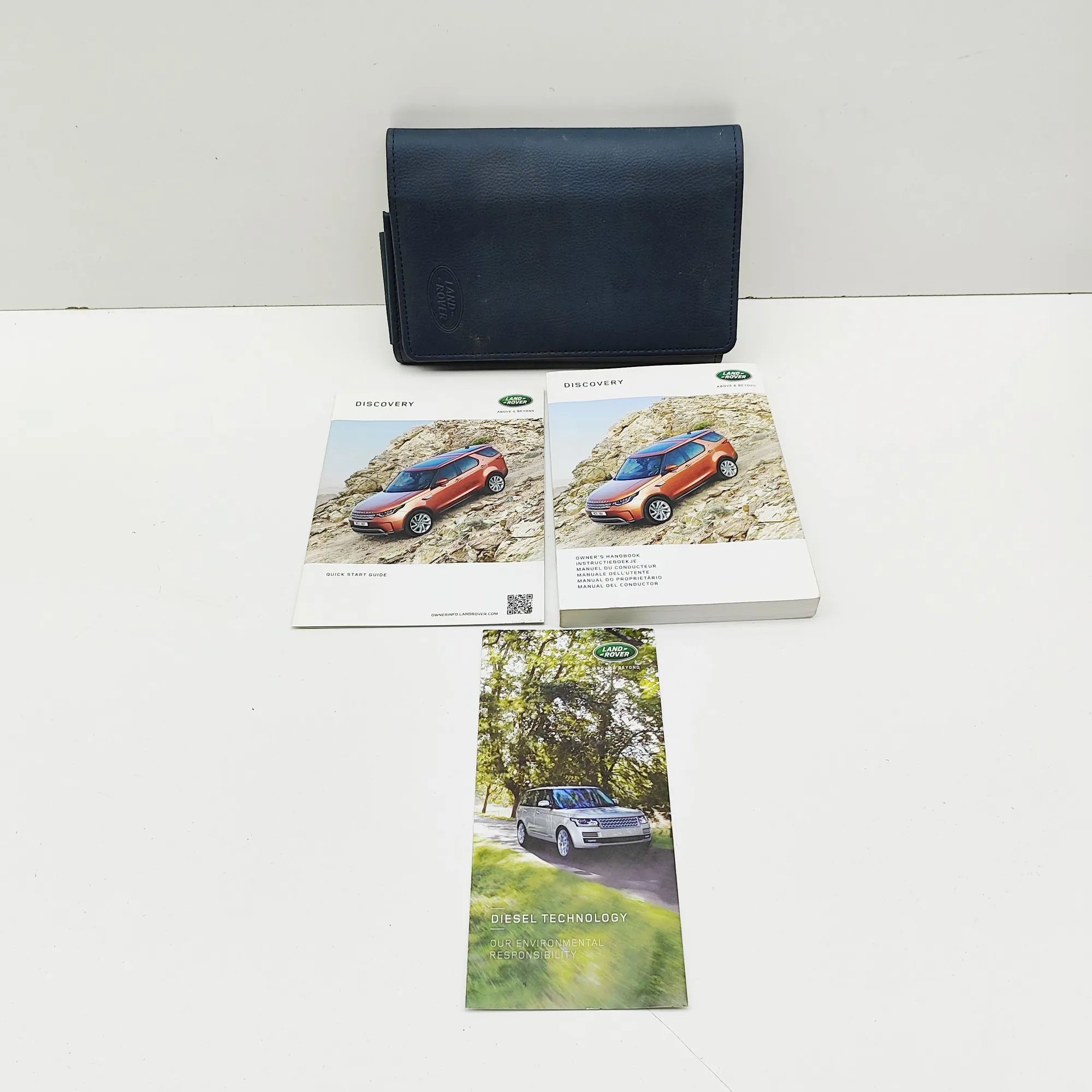 Land Rover Discovery Service book Service book — LAND ROVER DISCOVERY (V L462) (2...