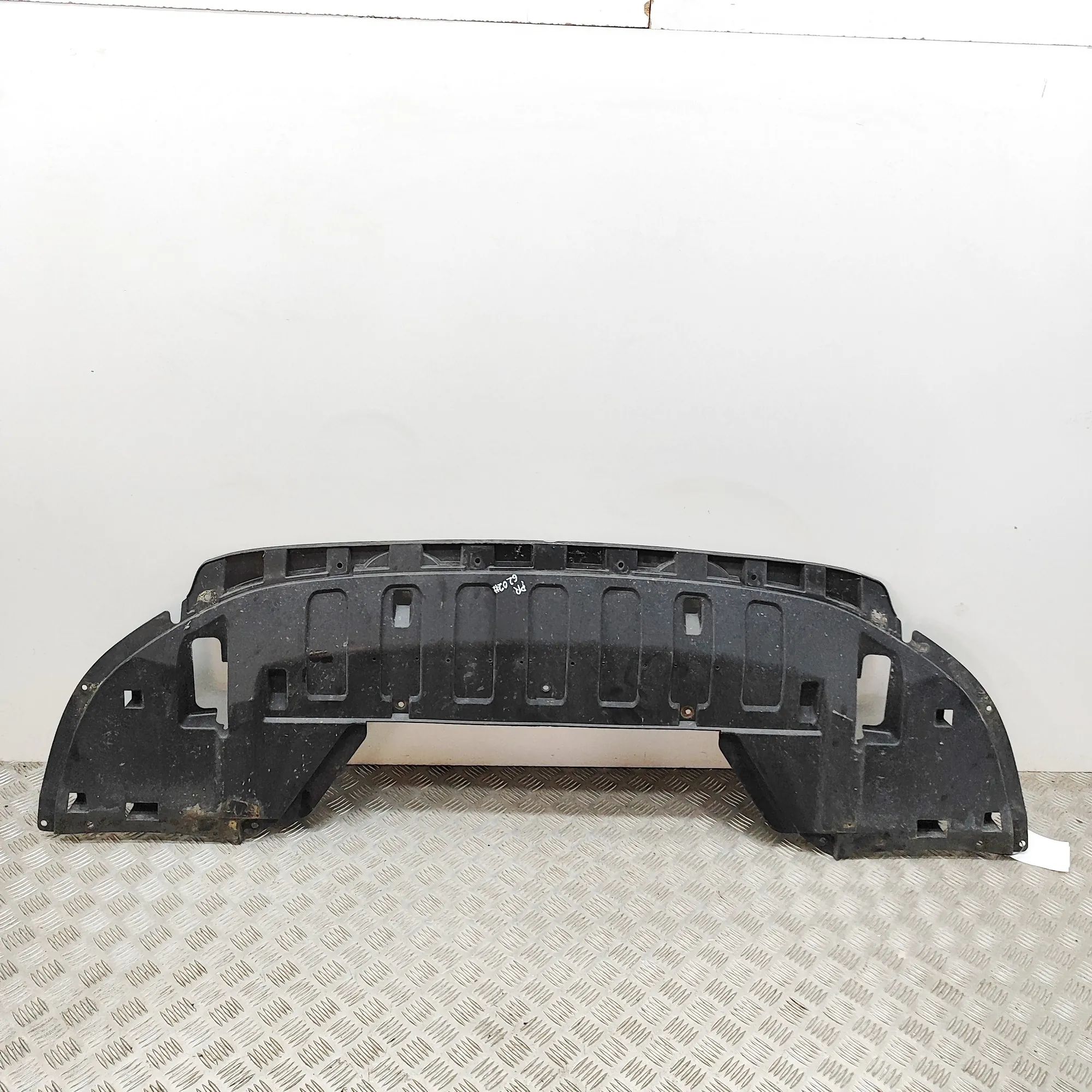 Mitsubishi Outlander Front Bumper Underbody Cover Front Bumper Underbody Cover — MITSUBISHI OUTLA...