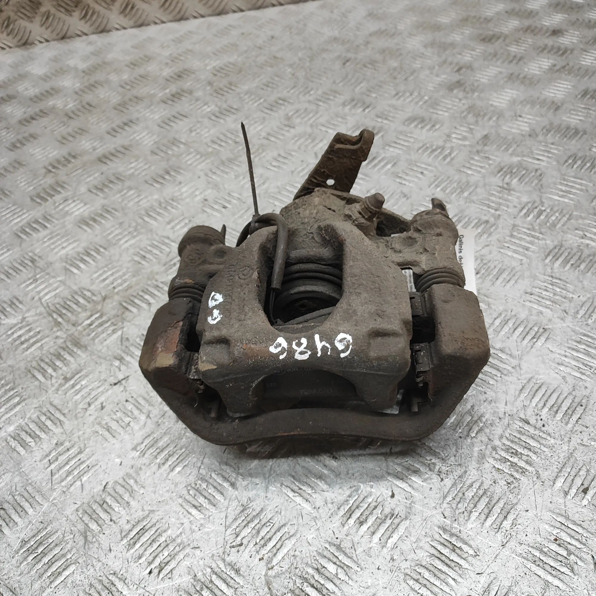 Renault Master Brake caliper — rear right Brake caliper — rear right — RENAULT MASTER (II...