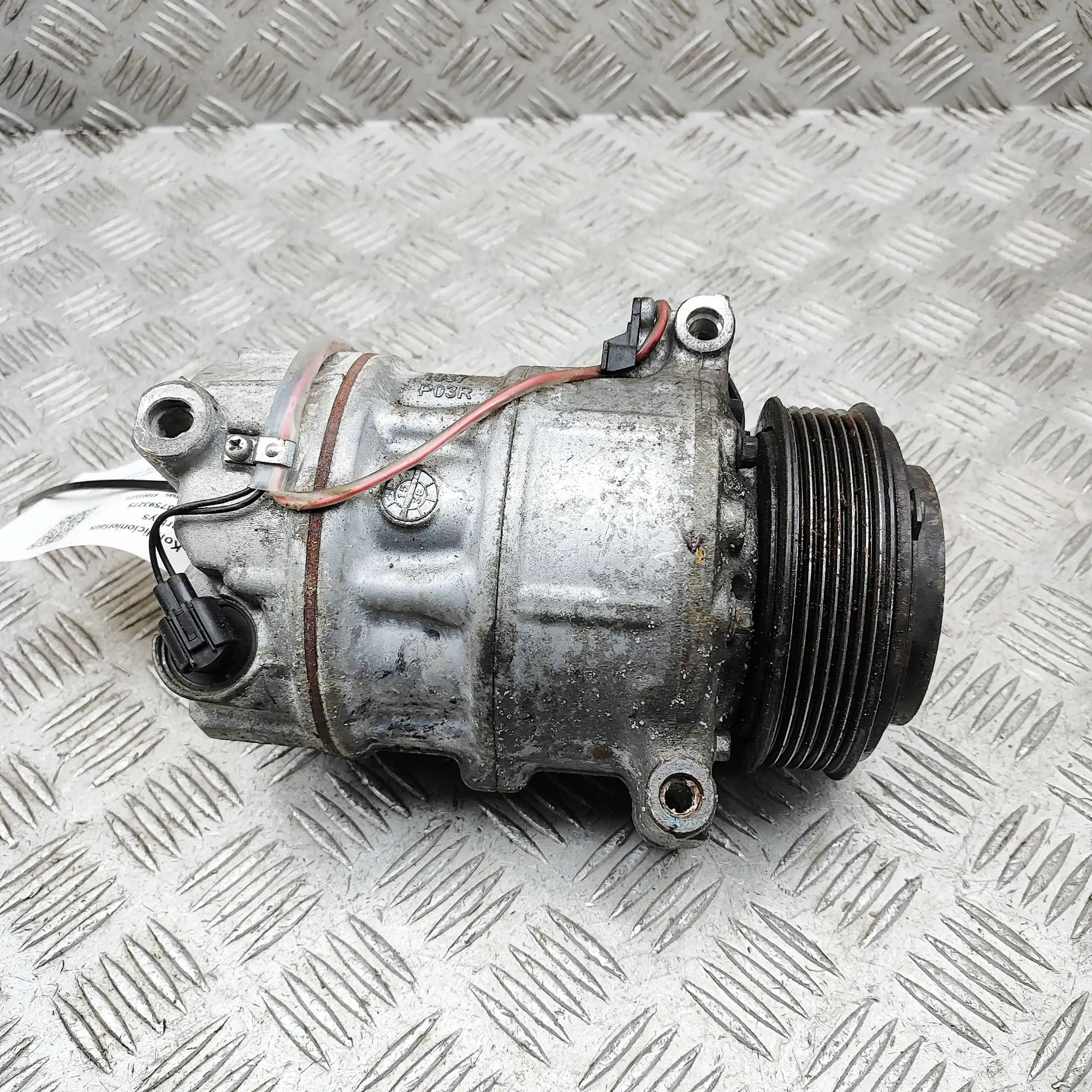 Land Rover Discovery Sport Air-conditioning compressor Air-conditioning compressor — LAND ROVER DISCOV...