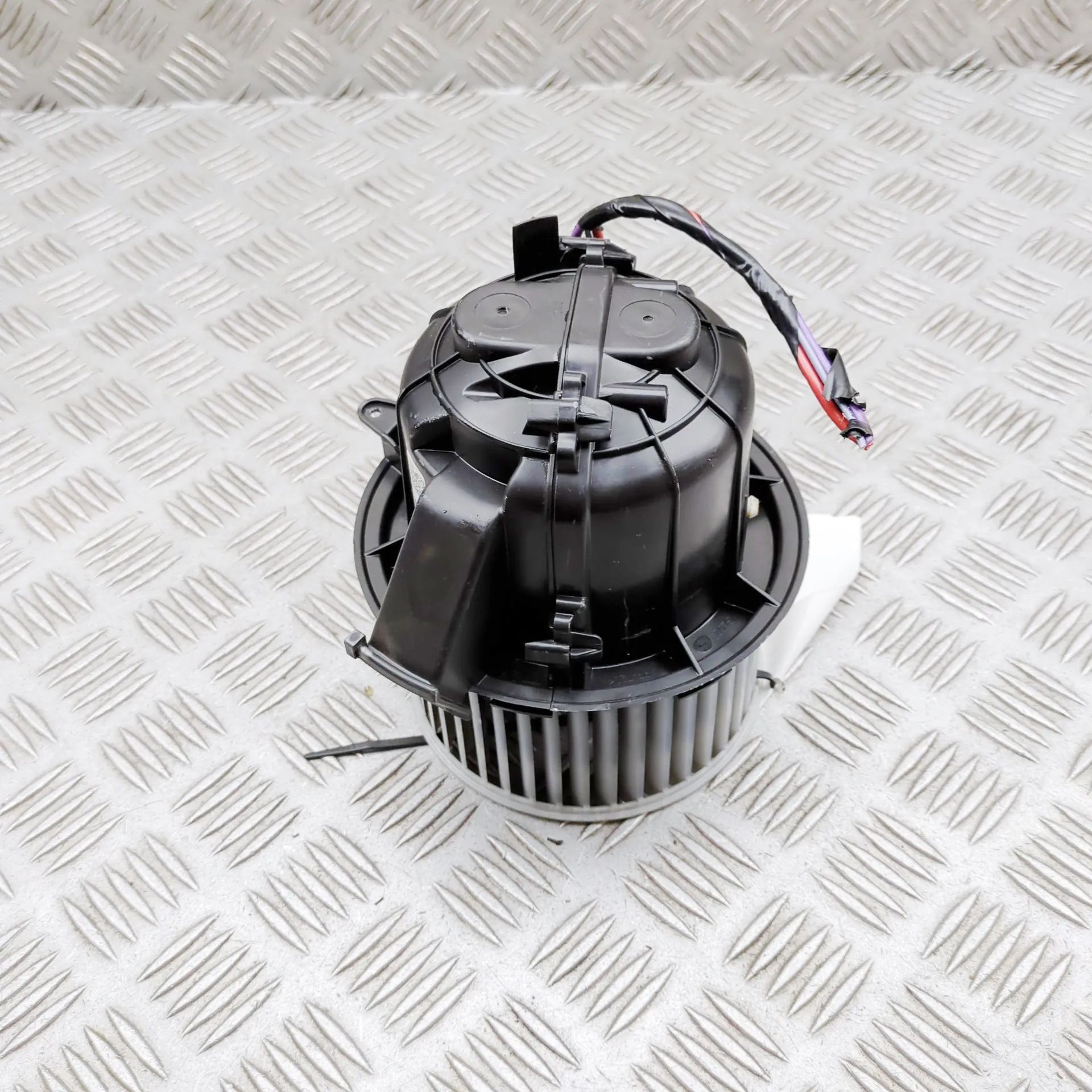 Opel Crossland X Heater Blower Fan Heater Blower Fan — OPEL CROSSLAND (X P17) (201...