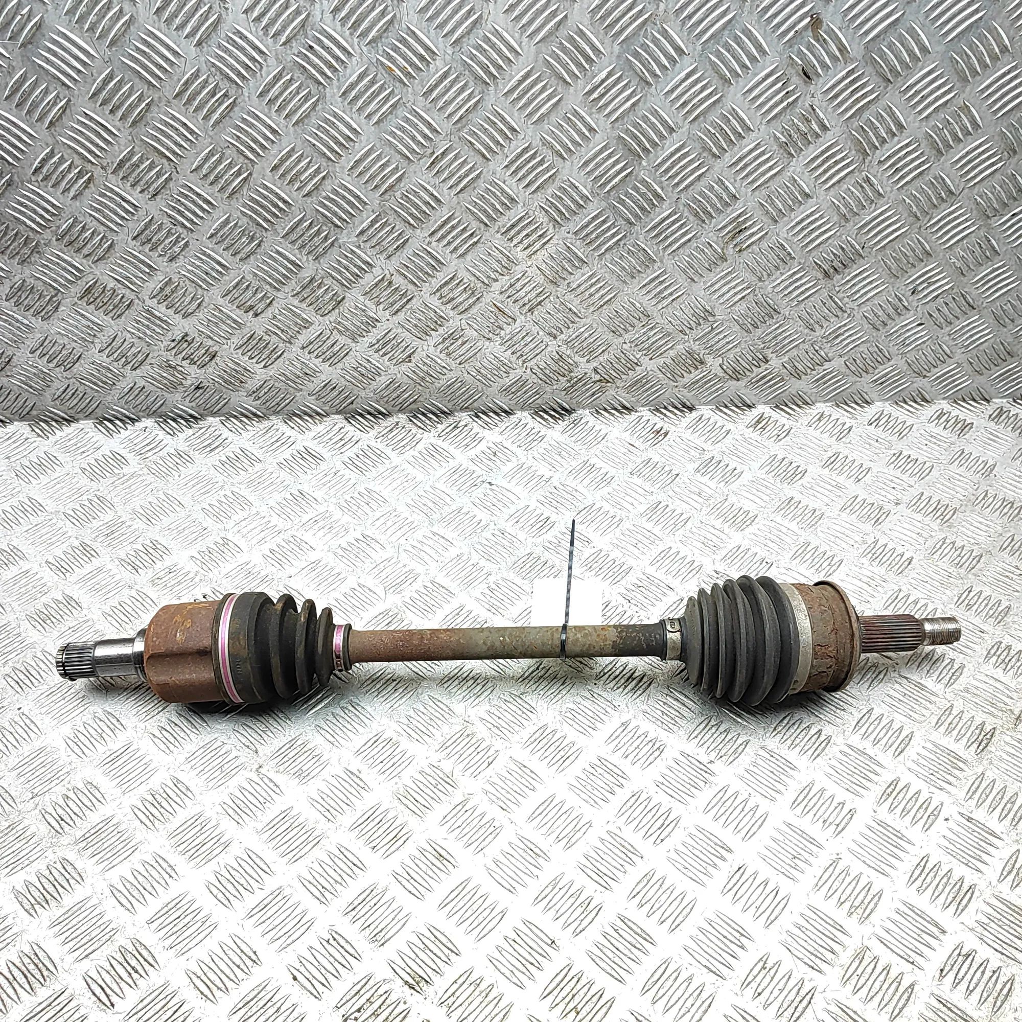 Mitsubishi Outlander Front Left Driveshaft Front Left Driveshaft — MITSUBISHI OUTLANDER (I...