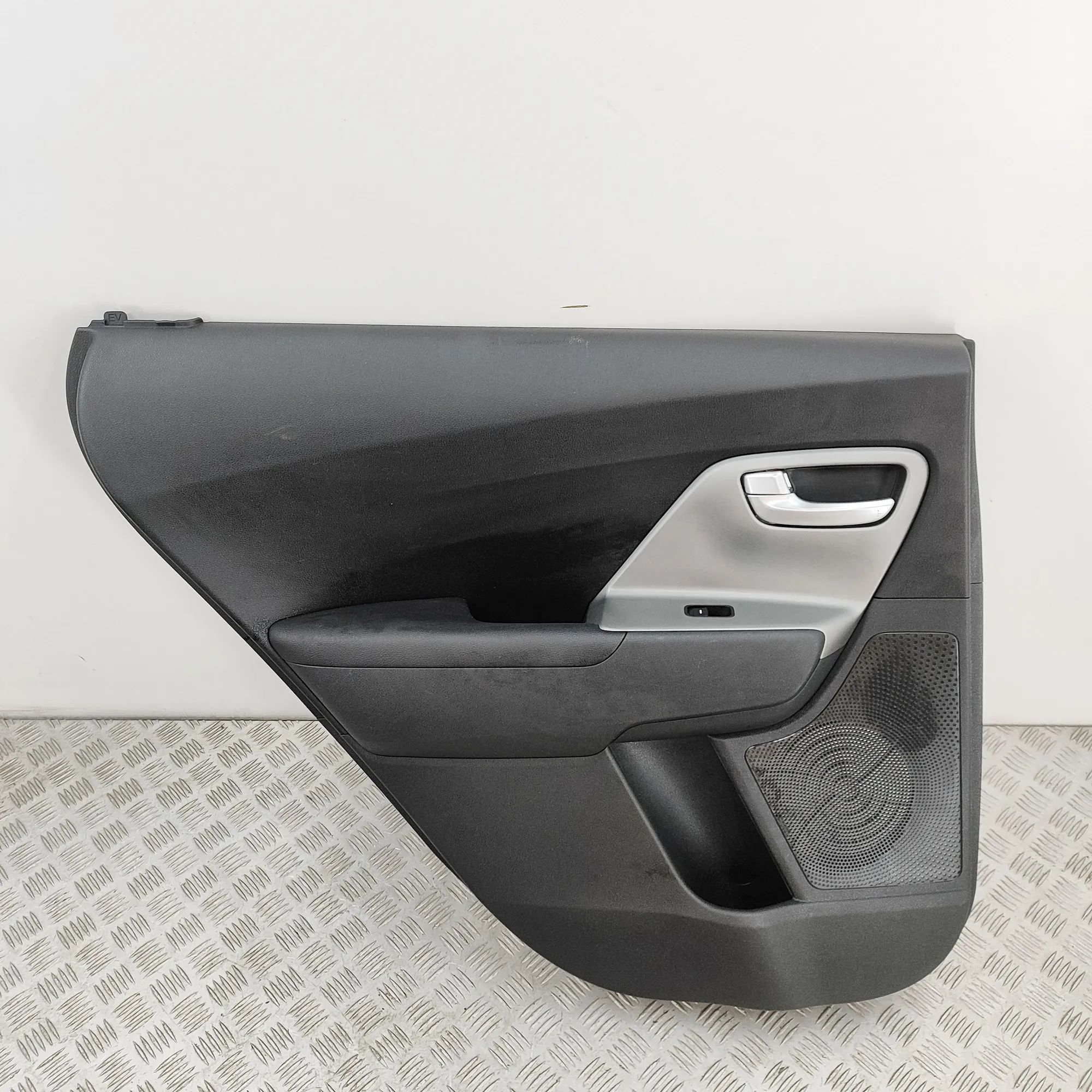 Kia Niro Rear Left Door Panel Rear Left Door Panel — KIA NIRO (2016-...) — 83...