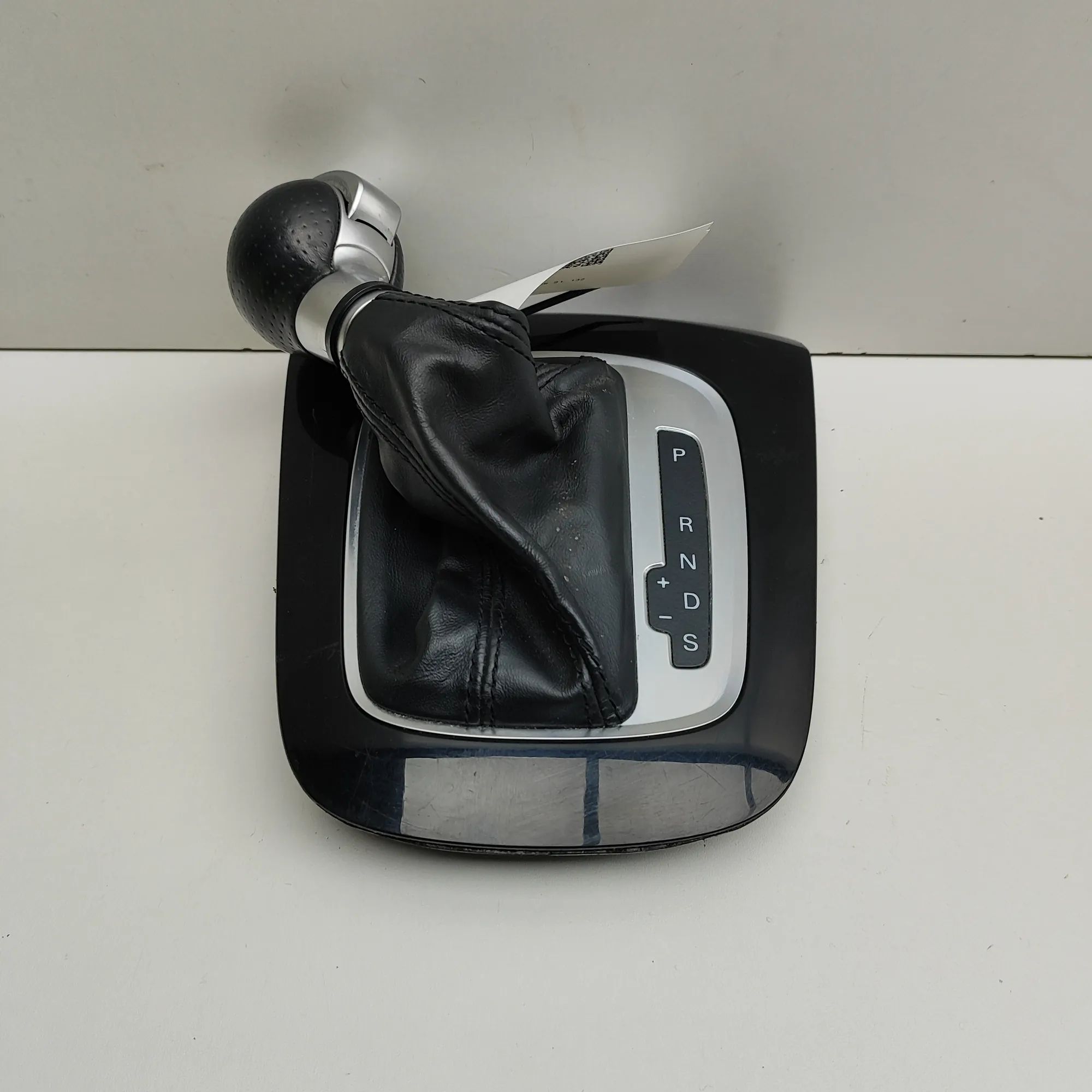 Audi Q3 (8U) Gear lever knob Gear lever knob — AUDI Q3 (8U) (2011-2018) — 8U...
