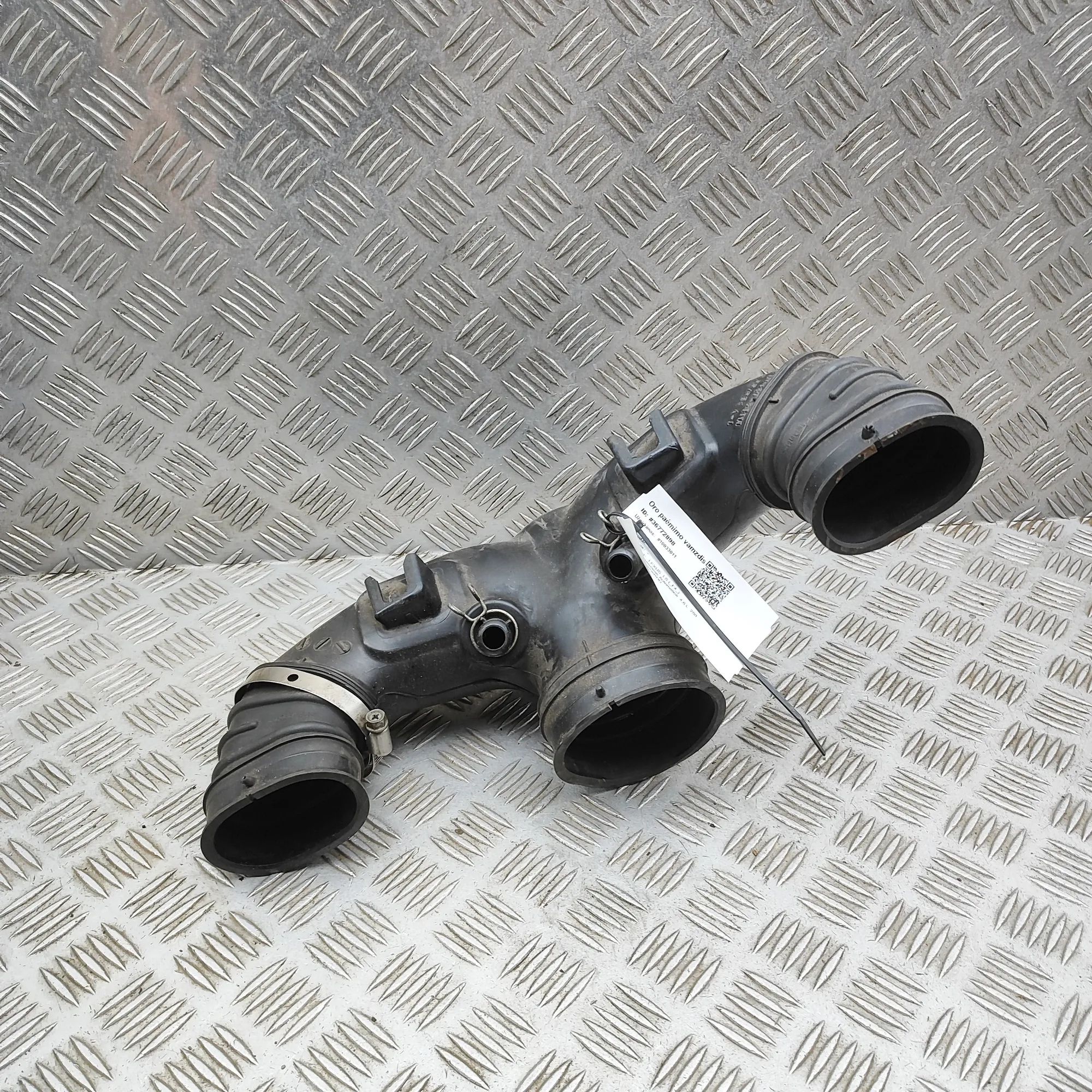 Lexus LS Air Intake Tube Air Intake Tube — LEXUS LS (_F4_) (2006-...) — ...