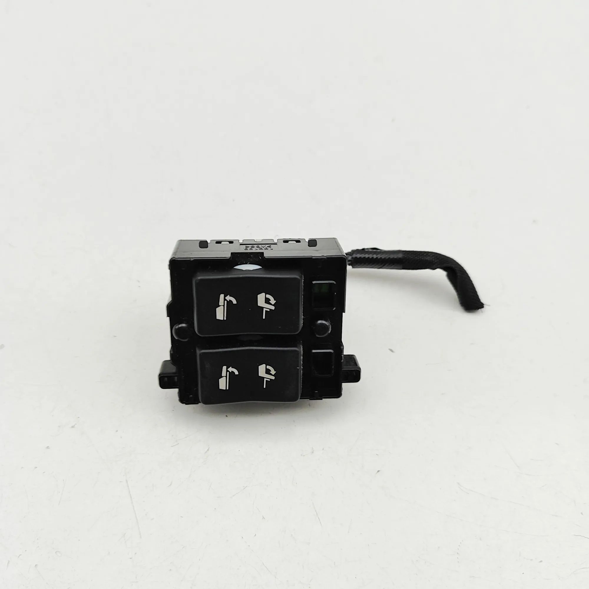 Toyota Land Cruiser 150 Button Switch Panel Button Switch Panel — TOYOTA LAND CRUISER (_J15...