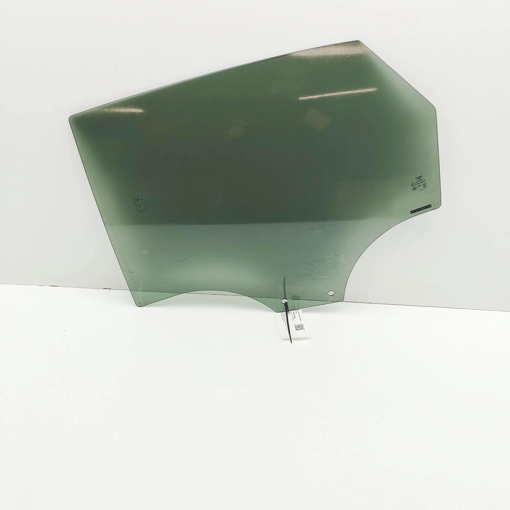Audi Q3 (F3) Rear Left Door Window Rear Left Door Window — AUDI Q3 (Sportback F3N)...