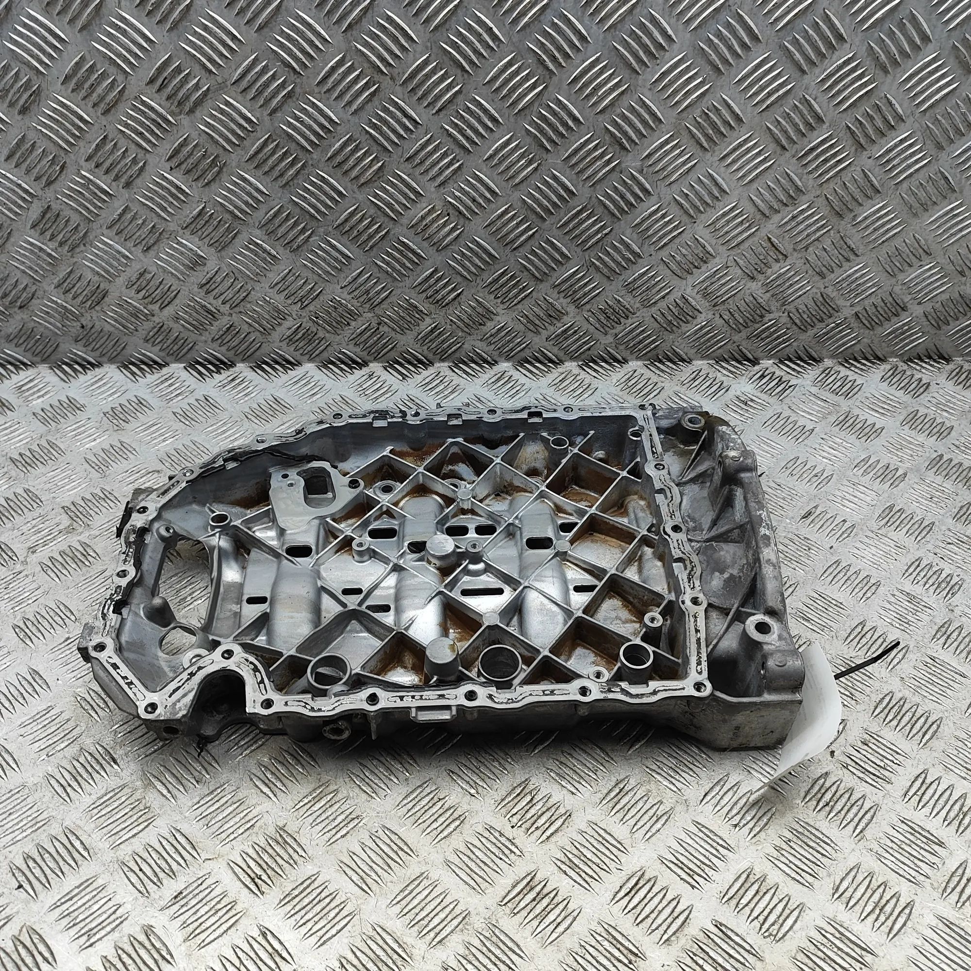 Volkswagen Tiguan Engine Oil Pan