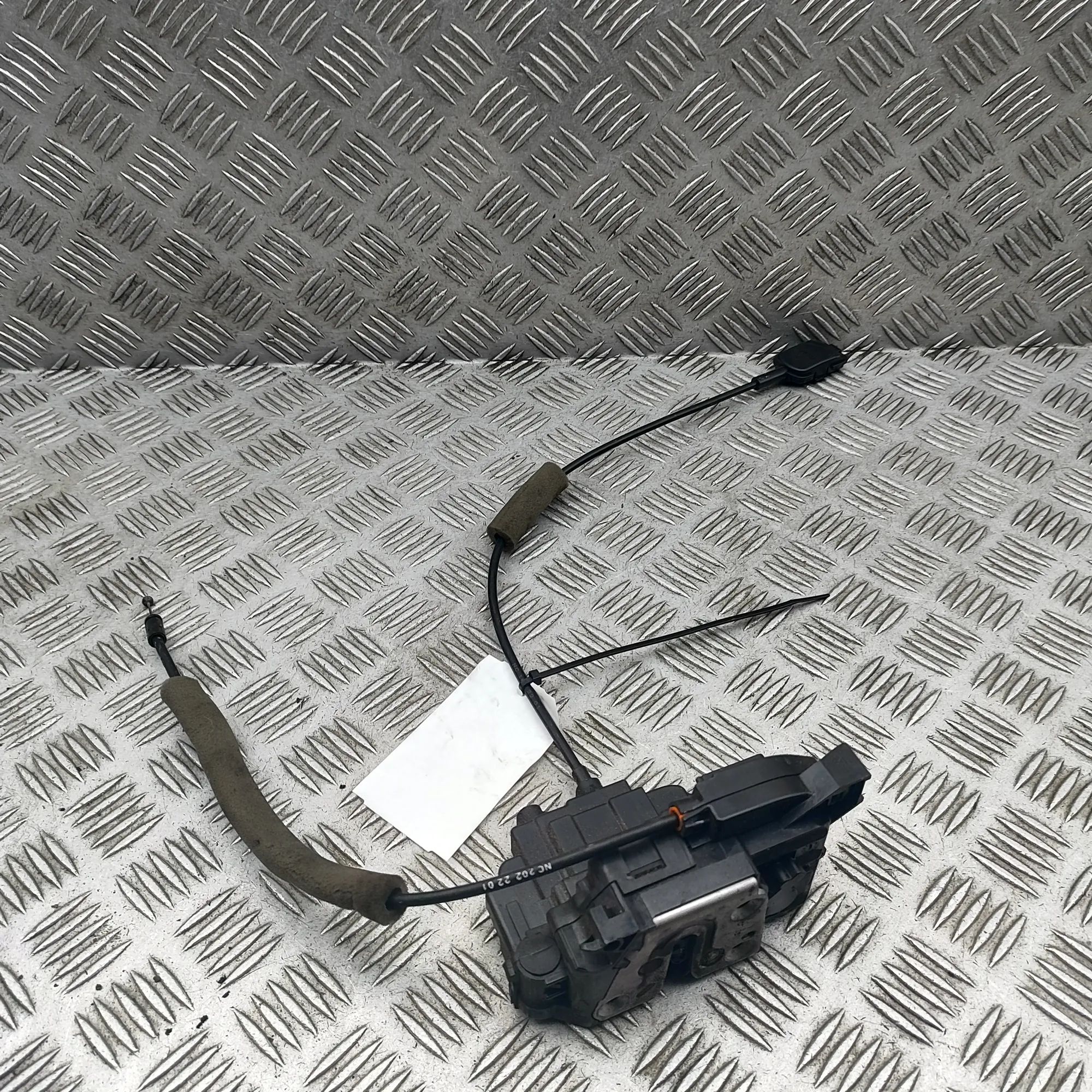 Renault Master Door lock — front right