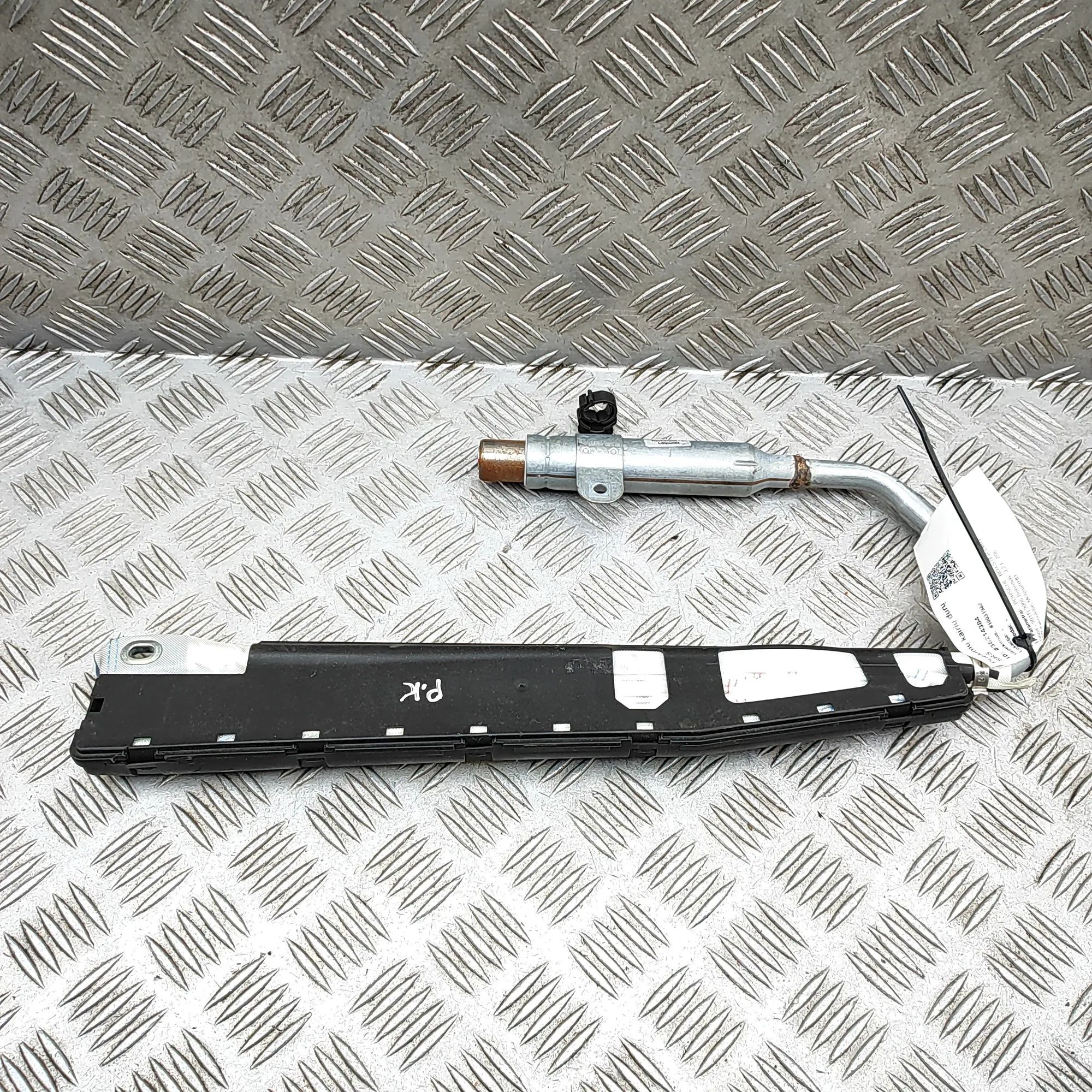 Porsche Boxster (987) Front Left Door Safety Bag SRS Front Left Door Safety Bag SRS — PORSCHE BOXSTE...