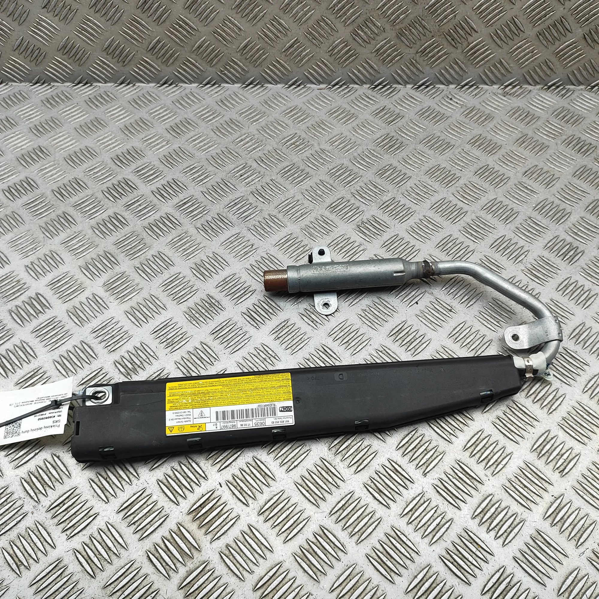 Porsche Boxster (987) Front Right Door Safety Bag SRS Front Right Door Safety Bag SRS — PORSCHE BOXST...