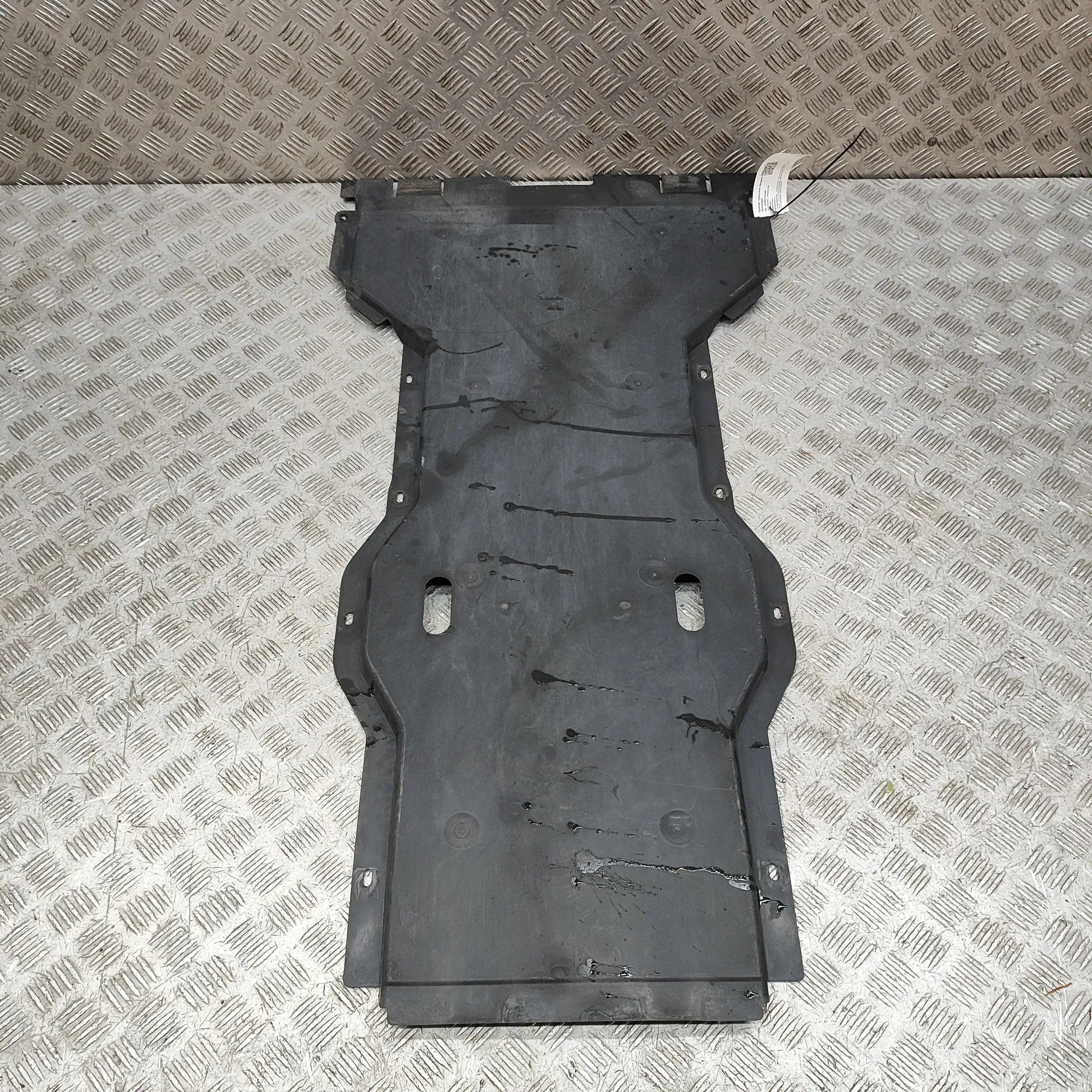 Porsche Boxster (987) Rear Middle Underbody Cover Rear Middle Underbody Cover — PORSCHE BOXSTER (...