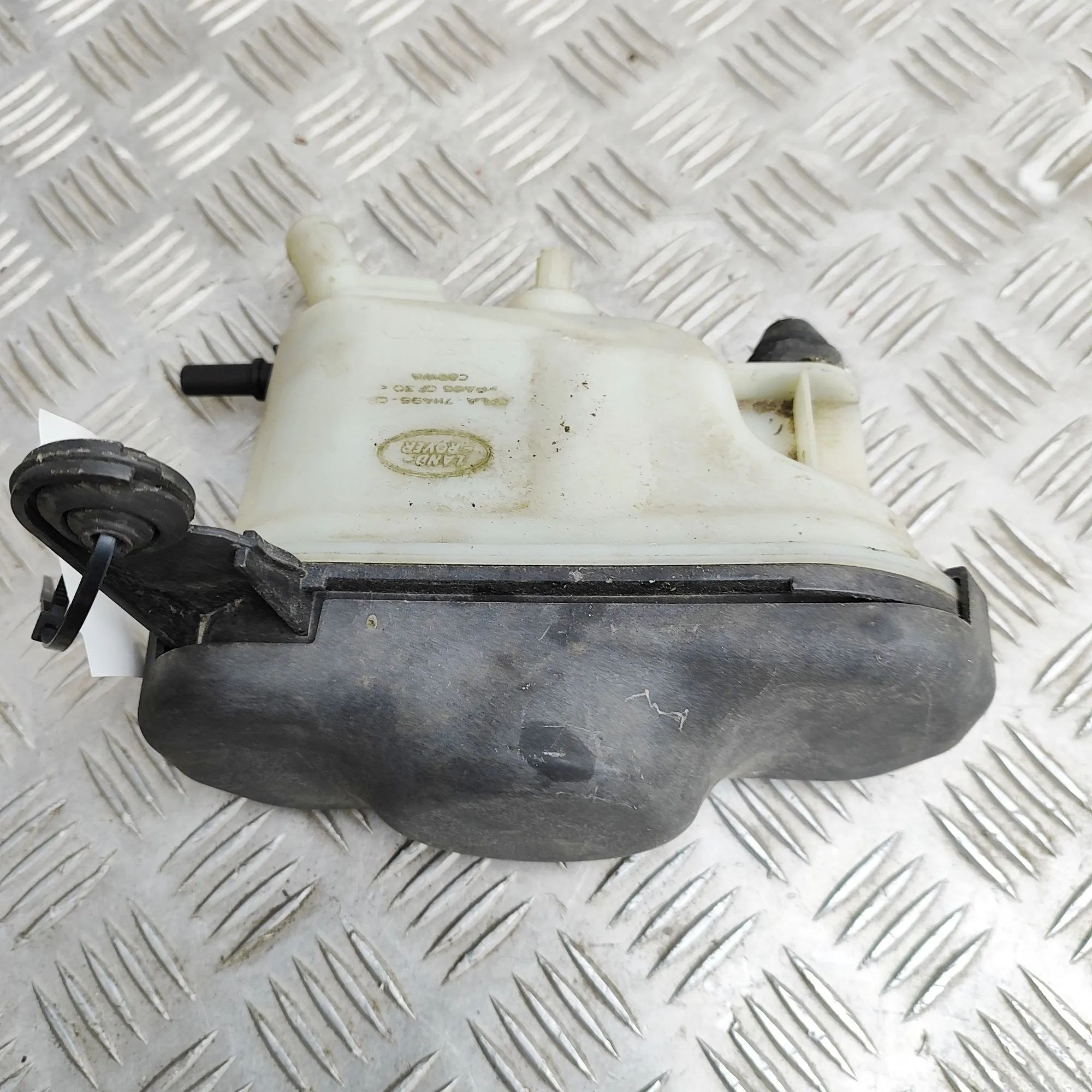 Land Rover Range Rover Sport (L494) Expansion Tank Expansion tank — LAND ROVER RANGE ROVER SPORT (...